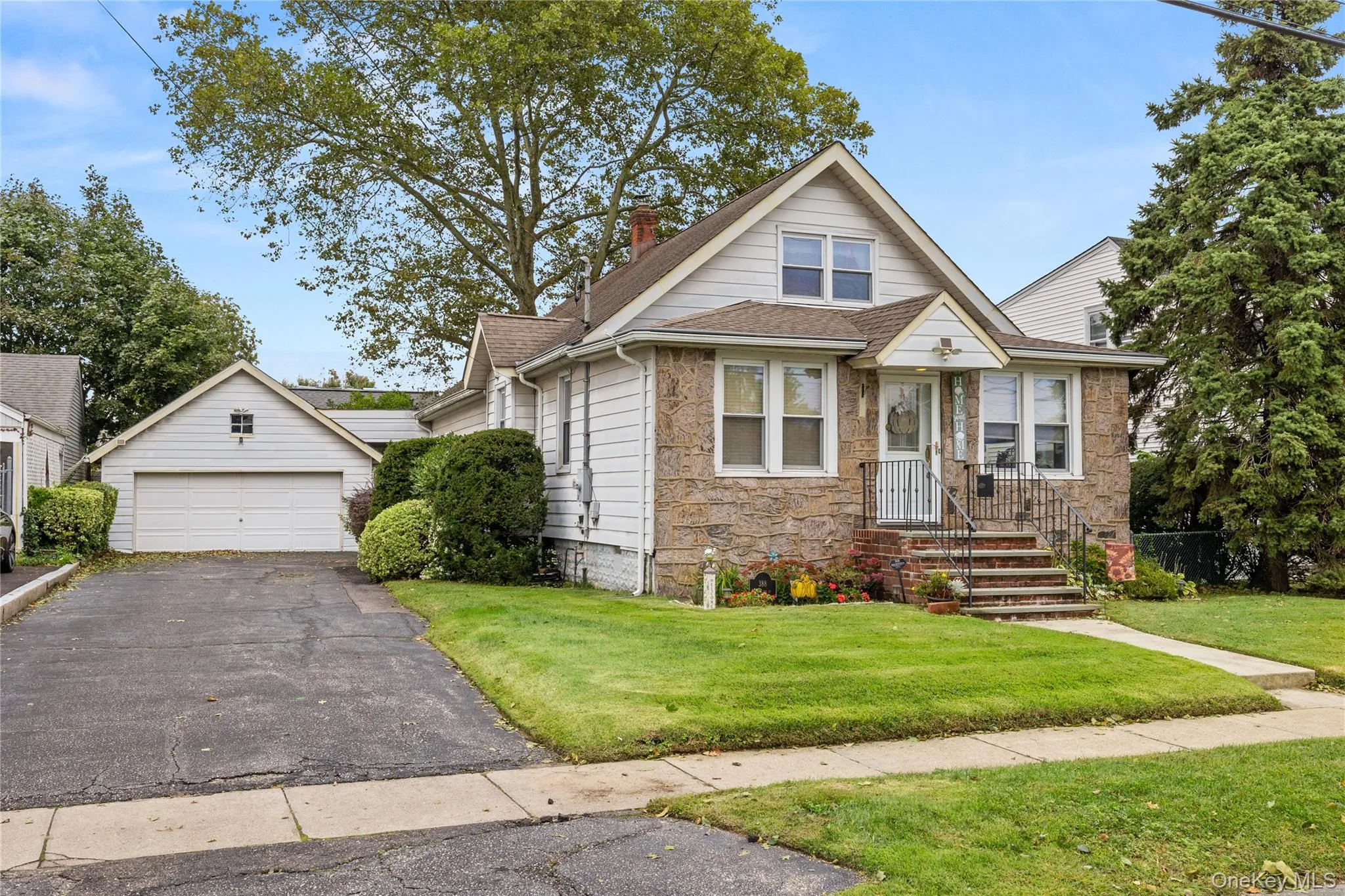388 2nd Street, Babylon, NY, 3 Bedrooms Bedrooms, 6 Rooms Rooms,1 BathroomBathrooms,Residential,For Rent,2nd,0,1053971 388 2nd Street, Babylon, NY, 3 Bedrooms Bedrooms, 6 Rooms Rooms,1 BathroomBathrooms,Residential,For Rent,2nd,0,1053971