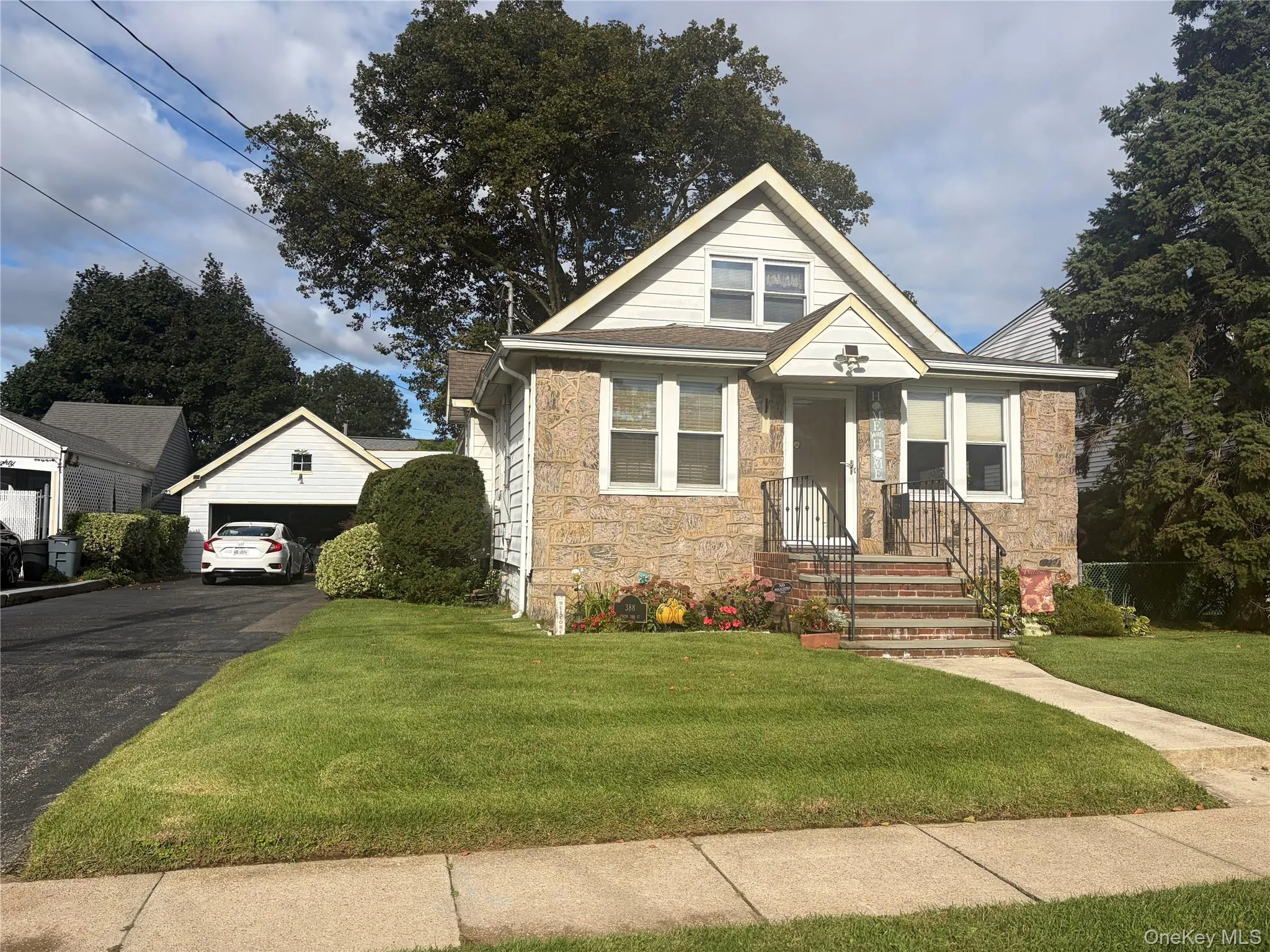388 2nd Street, Babylon, NY, 3 Bedrooms Bedrooms, 6 Rooms Rooms,1 BathroomBathrooms,Residential,For Rent,2nd,0,1053971 388 2nd Street, Babylon, NY, 3 Bedrooms Bedrooms, 6 Rooms Rooms,1 BathroomBathrooms,Residential,For Rent,2nd,0,1053971
