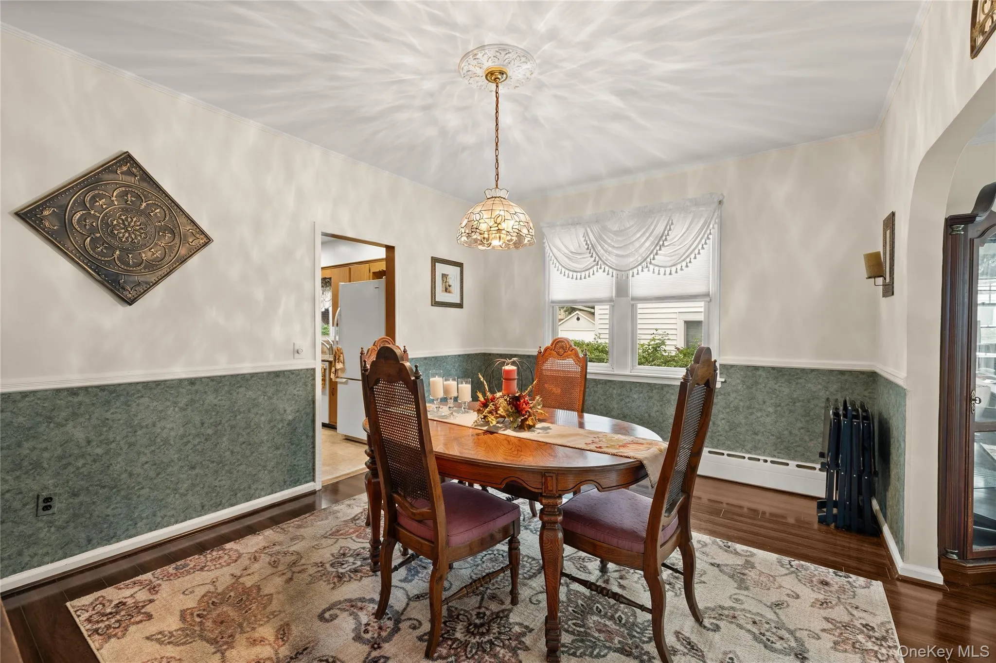 388 2nd Street, Babylon, NY, 3 Bedrooms Bedrooms, 6 Rooms Rooms,1 BathroomBathrooms,Residential,For Rent,2nd,0,1053971 388 2nd Street, Babylon, NY, 3 Bedrooms Bedrooms, 6 Rooms Rooms,1 BathroomBathrooms,Residential,For Rent,2nd,0,1053971