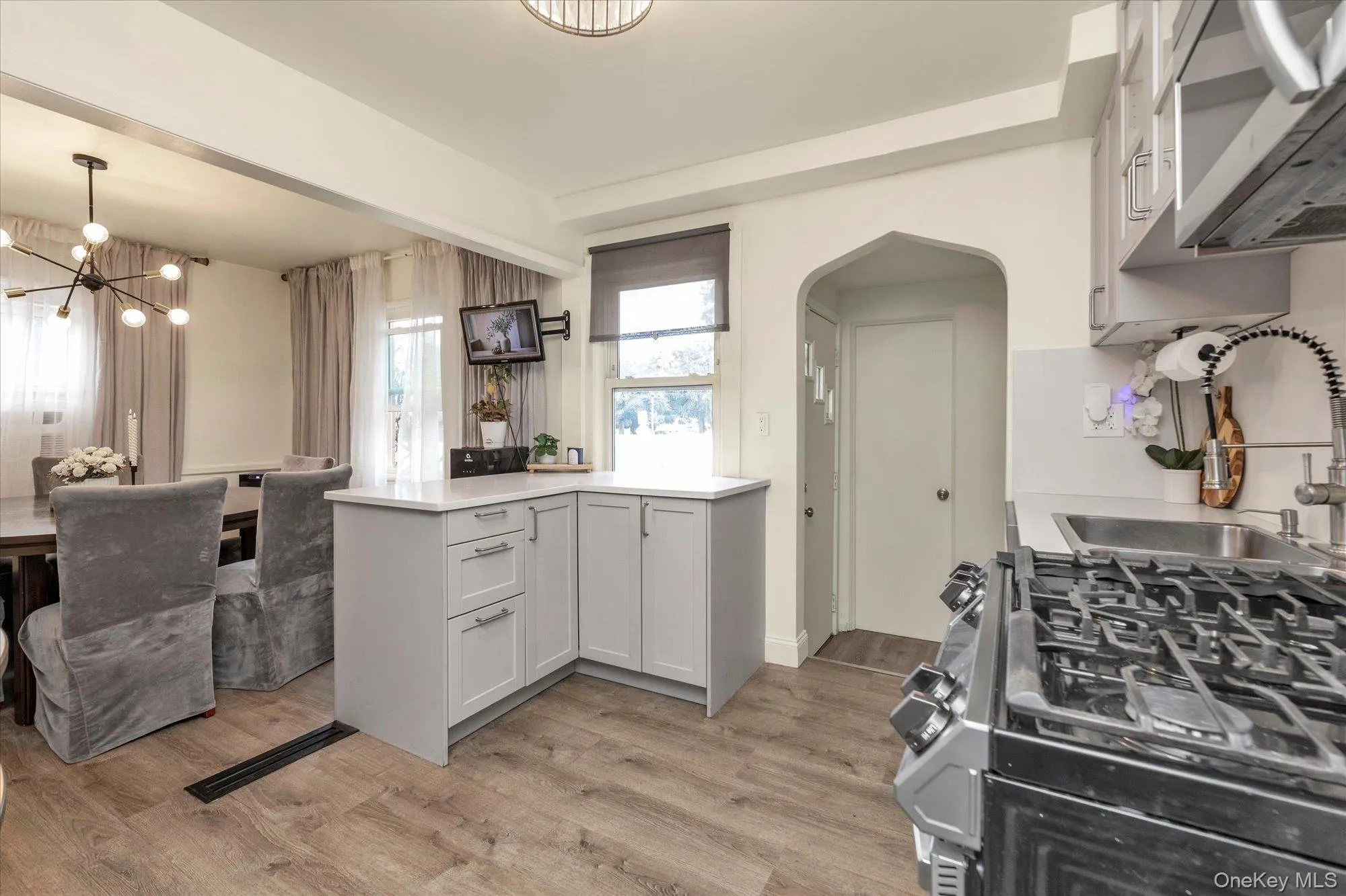 Large Kitchen Large Kitchen