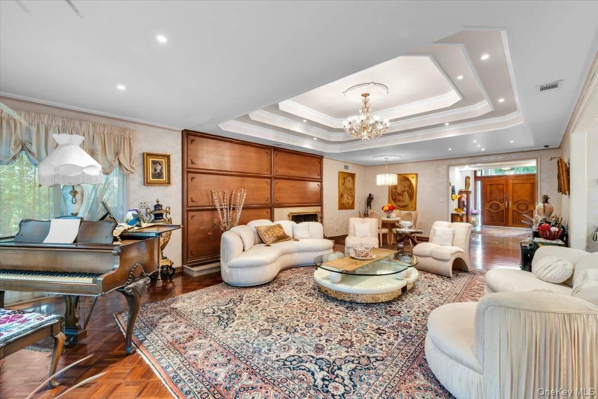 15 Hillcrest Drive, North Hempstead, NY, 5 Bedrooms Bedrooms, 10 Rooms Rooms,5 BathroomsBathrooms,Residential,For Rent,Hillcrest,0,1053978 15 Hillcrest Drive, North Hempstead, NY, 5 Bedrooms Bedrooms, 10 Rooms Rooms,5 BathroomsBathrooms,Residential,For Rent,Hillcrest,0,1053978
