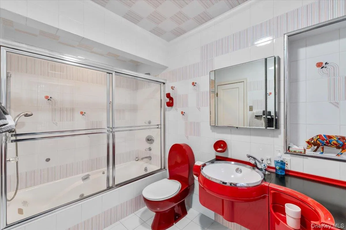 15 Hillcrest Drive, North Hempstead, NY, 5 Bedrooms Bedrooms, 10 Rooms Rooms,5 BathroomsBathrooms,Residential,For Rent,Hillcrest,0,1053978 15 Hillcrest Drive, North Hempstead, NY, 5 Bedrooms Bedrooms, 10 Rooms Rooms,5 BathroomsBathrooms,Residential,For Rent,Hillcrest,0,1053978