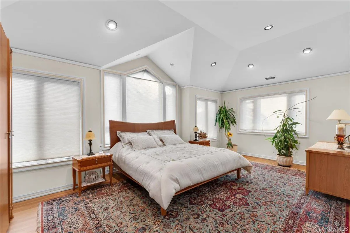 15 Hillcrest Drive, North Hempstead, NY, 5 Bedrooms Bedrooms, 10 Rooms Rooms,5 BathroomsBathrooms,Residential,For Rent,Hillcrest,0,1053978 15 Hillcrest Drive, North Hempstead, NY, 5 Bedrooms Bedrooms, 10 Rooms Rooms,5 BathroomsBathrooms,Residential,For Rent,Hillcrest,0,1053978