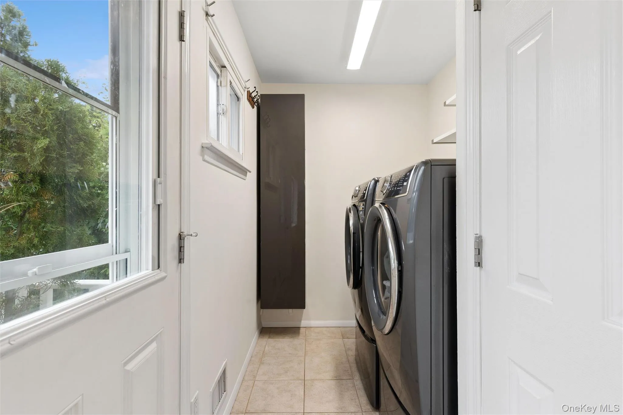2919 Bond Drive, Hempstead, NY, 4 Bedrooms Bedrooms, 8 Rooms Rooms,2 BathroomsBathrooms,Residential,For Rent,Bond,0,1053980 2919 Bond Drive, Hempstead, NY, 4 Bedrooms Bedrooms, 8 Rooms Rooms,2 BathroomsBathrooms,Residential,For Rent,Bond,0,1053980