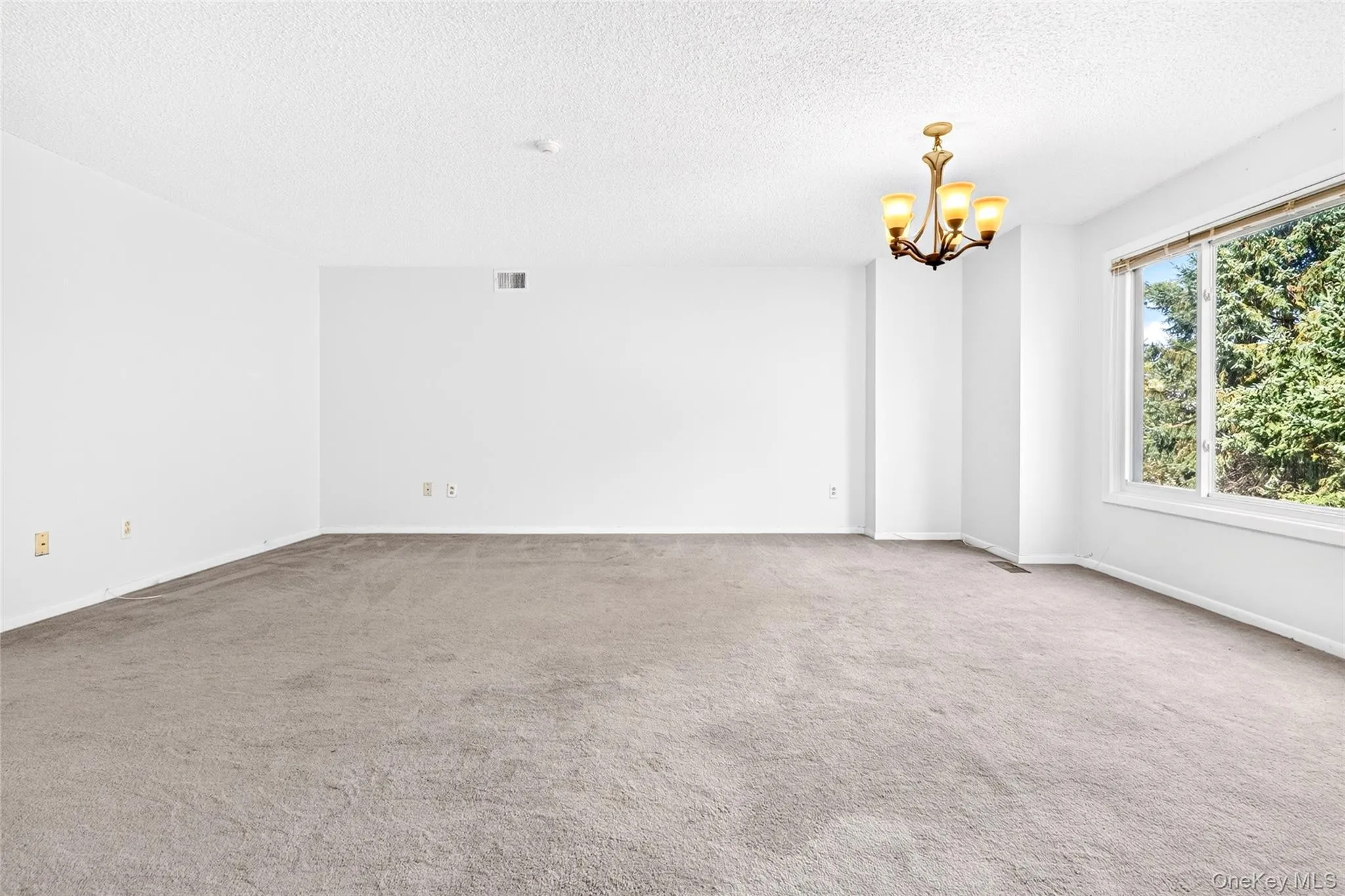 70 Chester Lane, Clarkstown, NY, 1 Bedroom Bedrooms, 4 Rooms Rooms,1 BathroomBathrooms,Residential,For Rent,Chester,0,1053981 70 Chester Lane, Clarkstown, NY, 1 Bedroom Bedrooms, 4 Rooms Rooms,1 BathroomBathrooms,Residential,For Rent,Chester,0,1053981