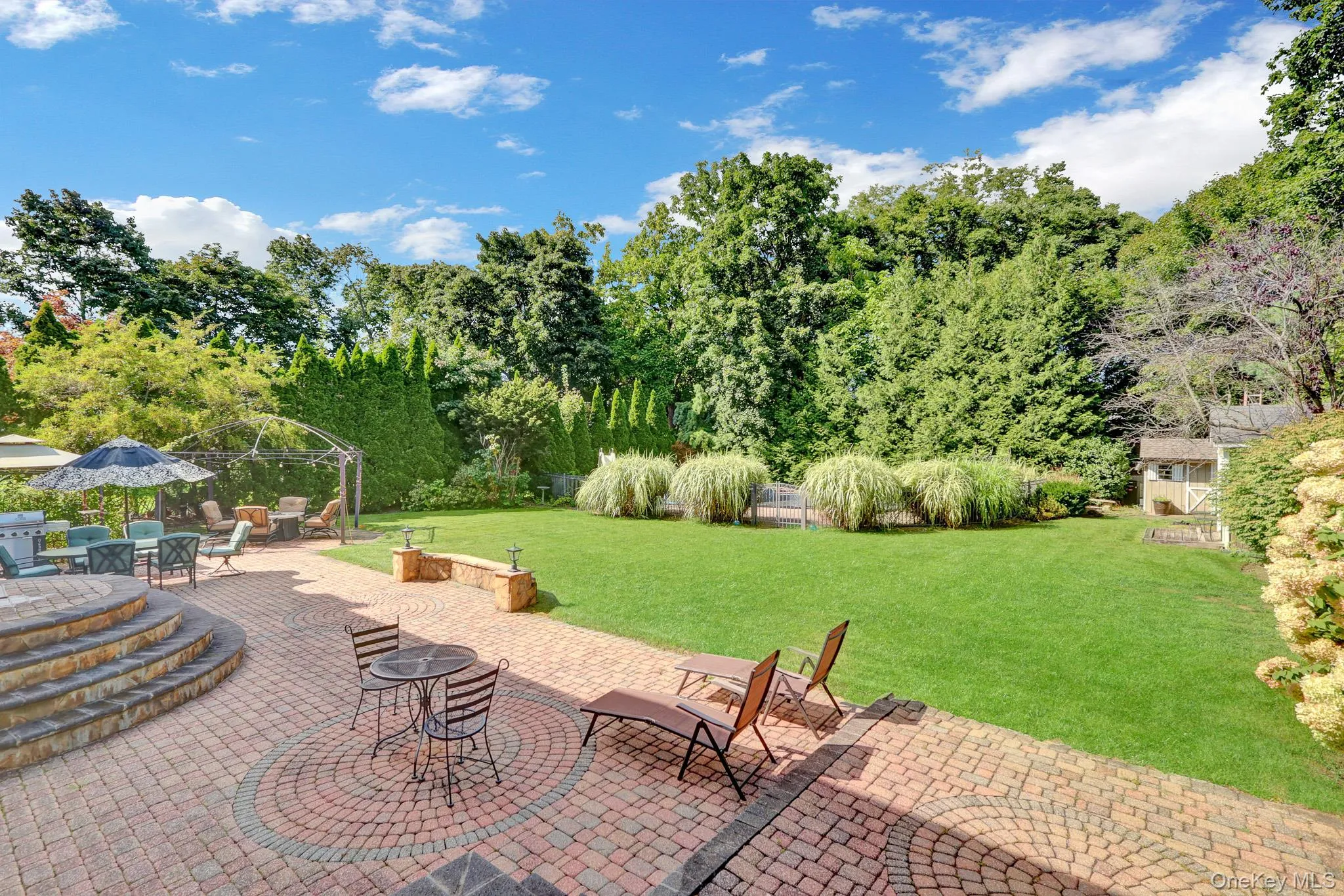 6 Patricks Way, Smithtown, NY, 5 Bedrooms Bedrooms, 11 Rooms Rooms,3 BathroomsBathrooms,Residential,For Rent,Patricks,0,1053983 6 Patricks Way, Smithtown, NY, 5 Bedrooms Bedrooms, 11 Rooms Rooms,3 BathroomsBathrooms,Residential,For Rent,Patricks,0,1053983