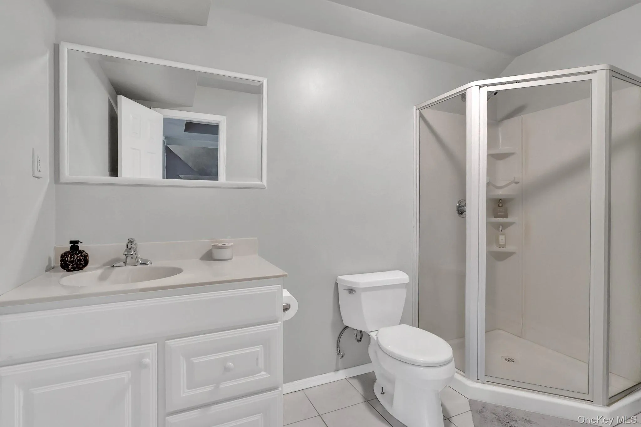 6 Patricks Way, Smithtown, NY, 5 Bedrooms Bedrooms, 11 Rooms Rooms,3 BathroomsBathrooms,Residential,For Rent,Patricks,0,1053983 6 Patricks Way, Smithtown, NY, 5 Bedrooms Bedrooms, 11 Rooms Rooms,3 BathroomsBathrooms,Residential,For Rent,Patricks,0,1053983