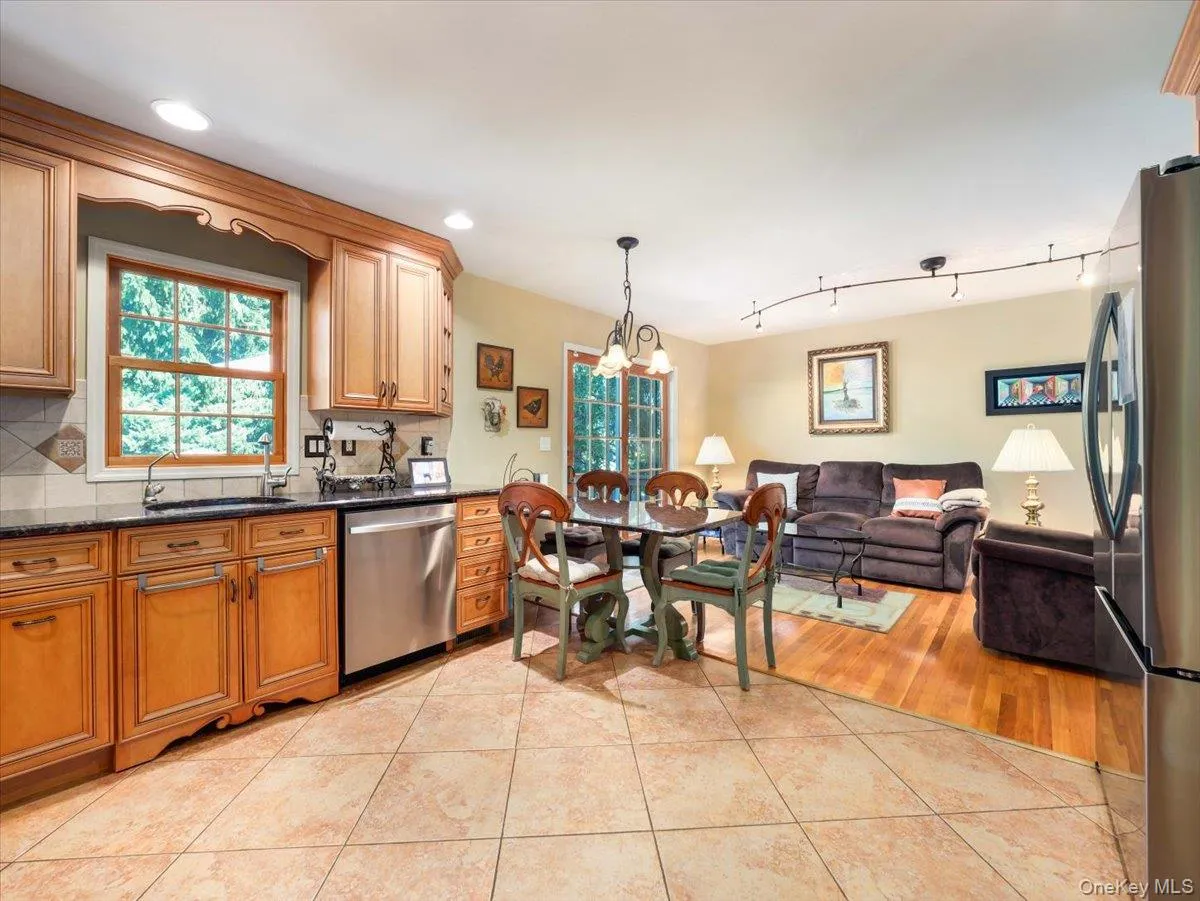 9 Dogwood Lane, Orangetown, NY, 4 Bedrooms Bedrooms, 9 Rooms Rooms,2 BathroomsBathrooms,Residential,For Rent,Dogwood,0,1053984 9 Dogwood Lane, Orangetown, NY, 4 Bedrooms Bedrooms, 9 Rooms Rooms,2 BathroomsBathrooms,Residential,For Rent,Dogwood,0,1053984