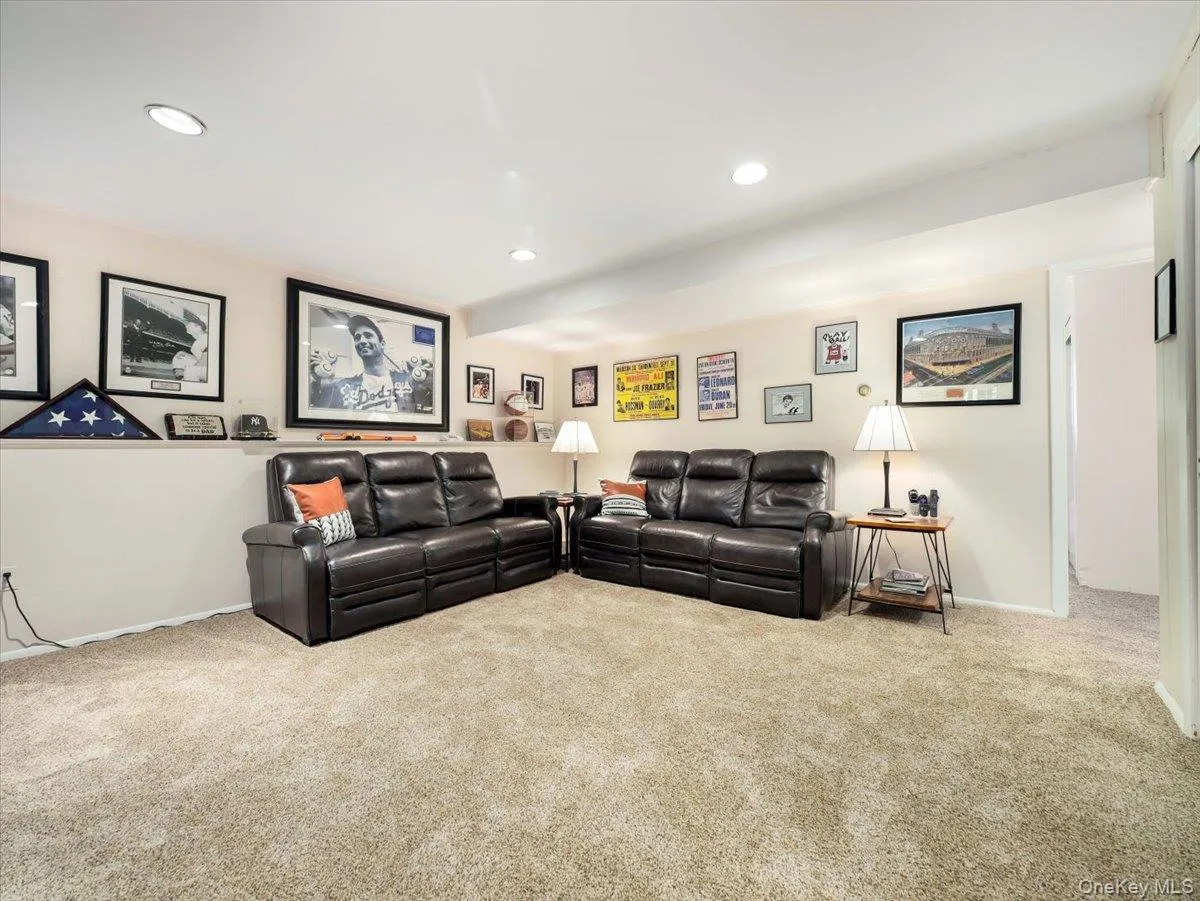 9 Dogwood Lane, Orangetown, NY, 4 Bedrooms Bedrooms, 9 Rooms Rooms,2 BathroomsBathrooms,Residential,For Rent,Dogwood,0,1053984 9 Dogwood Lane, Orangetown, NY, 4 Bedrooms Bedrooms, 9 Rooms Rooms,2 BathroomsBathrooms,Residential,For Rent,Dogwood,0,1053984