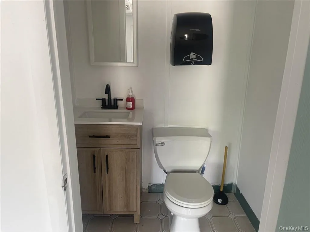 1542 Route 52 - Unit #2, Fishkill, NY, ,Commercial Lease,For Rent,Route 52 - Unit #2,0,1053989 1542 Route 52 - Unit #2, Fishkill, NY, ,Commercial Lease,For Rent,Route 52 - Unit #2,0,1053989