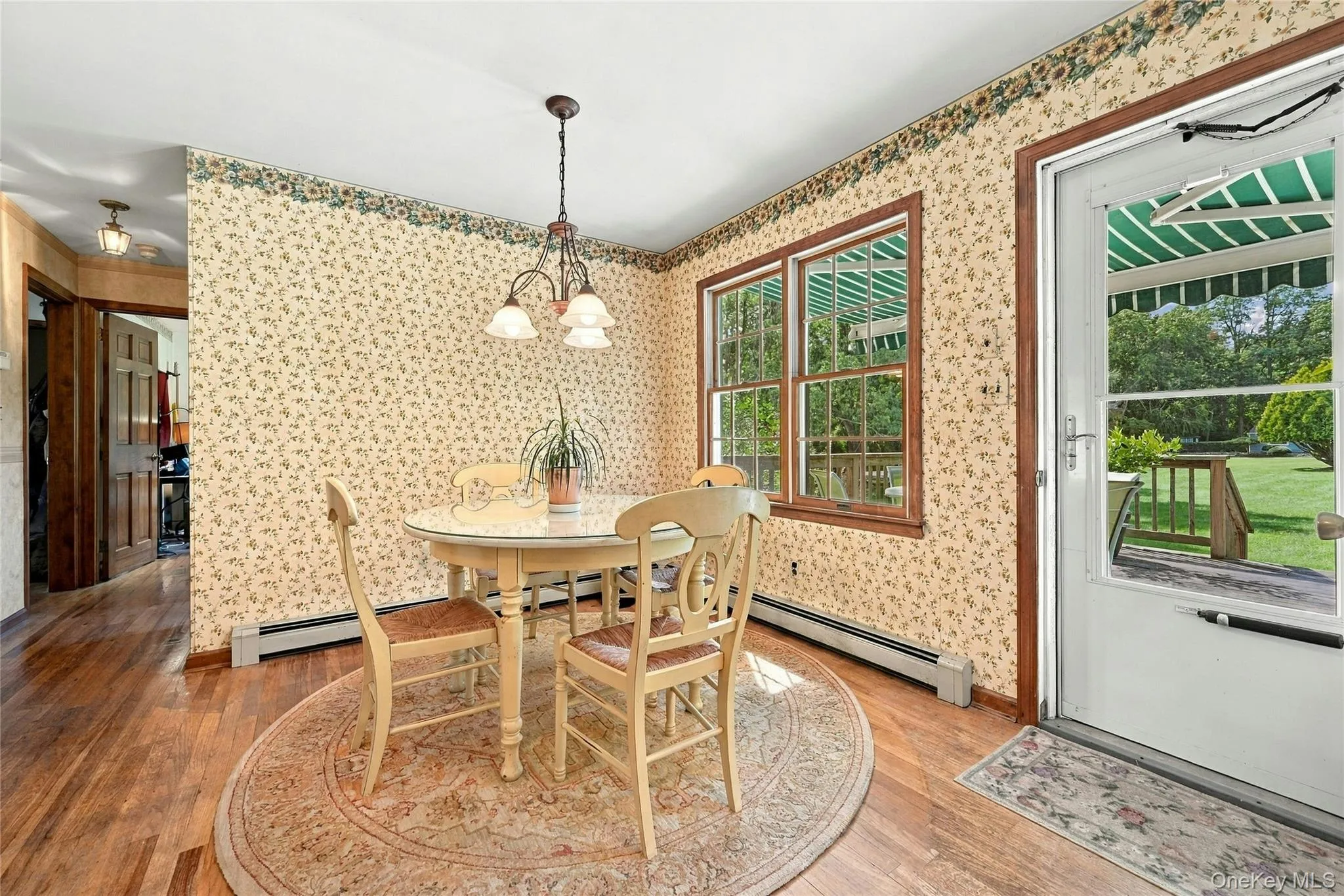 43 Farm Road, Riverhead, NY, 4 Bedrooms Bedrooms, 8 Rooms Rooms,2 BathroomsBathrooms,Residential,For Rent,Farm,0,1053990 43 Farm Road, Riverhead, NY, 4 Bedrooms Bedrooms, 8 Rooms Rooms,2 BathroomsBathrooms,Residential,For Rent,Farm,0,1053990
