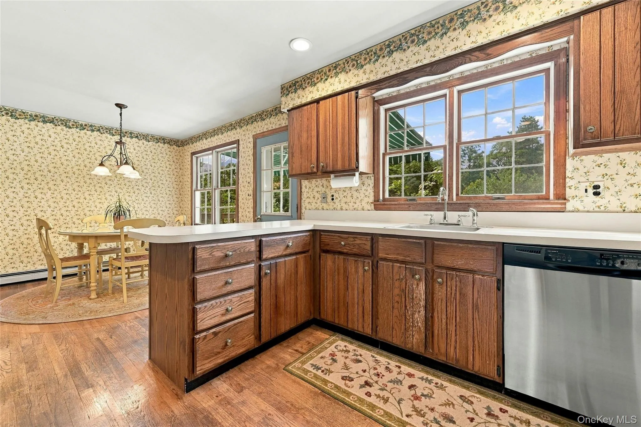 43 Farm Road, Riverhead, NY, 4 Bedrooms Bedrooms, 8 Rooms Rooms,2 BathroomsBathrooms,Residential,For Rent,Farm,0,1053990 43 Farm Road, Riverhead, NY, 4 Bedrooms Bedrooms, 8 Rooms Rooms,2 BathroomsBathrooms,Residential,For Rent,Farm,0,1053990