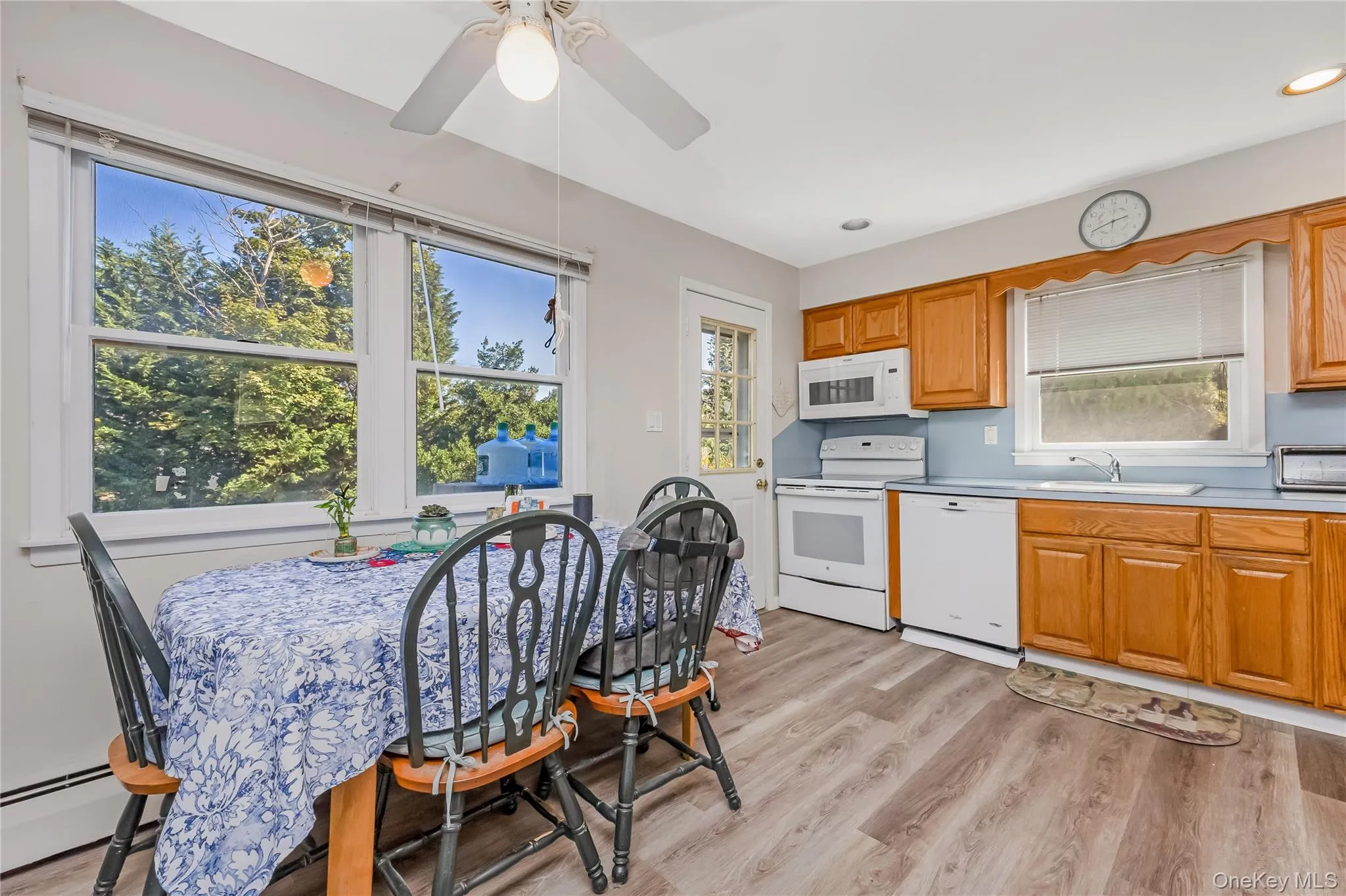 26 Dawes Avenue, Babylon, NY, 4 Bedrooms Bedrooms, 7 Rooms Rooms,1 BathroomBathrooms,Residential,For Rent,Dawes,0,1053991 26 Dawes Avenue, Babylon, NY, 4 Bedrooms Bedrooms, 7 Rooms Rooms,1 BathroomBathrooms,Residential,For Rent,Dawes,0,1053991