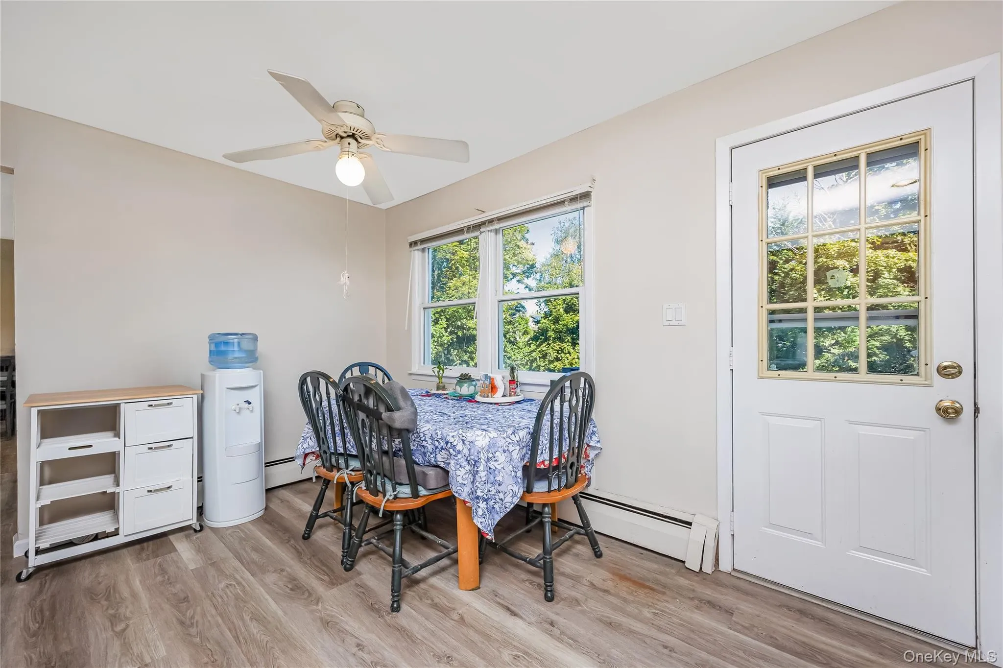 26 Dawes Avenue, Babylon, NY, 4 Bedrooms Bedrooms, 7 Rooms Rooms,1 BathroomBathrooms,Residential,For Rent,Dawes,0,1053991 26 Dawes Avenue, Babylon, NY, 4 Bedrooms Bedrooms, 7 Rooms Rooms,1 BathroomBathrooms,Residential,For Rent,Dawes,0,1053991
