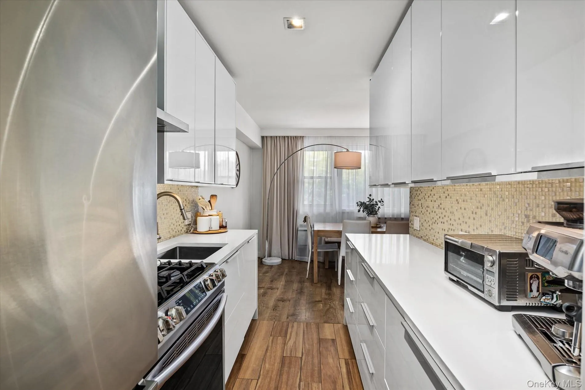 151-31 88th Street, New York, NY, 2 Bedrooms Bedrooms, 5 Rooms Rooms,2 BathroomsBathrooms,Residential,For Rent,88th,0,1053995 151-31 88th Street, New York, NY, 2 Bedrooms Bedrooms, 5 Rooms Rooms,2 BathroomsBathrooms,Residential,For Rent,88th,0,1053995