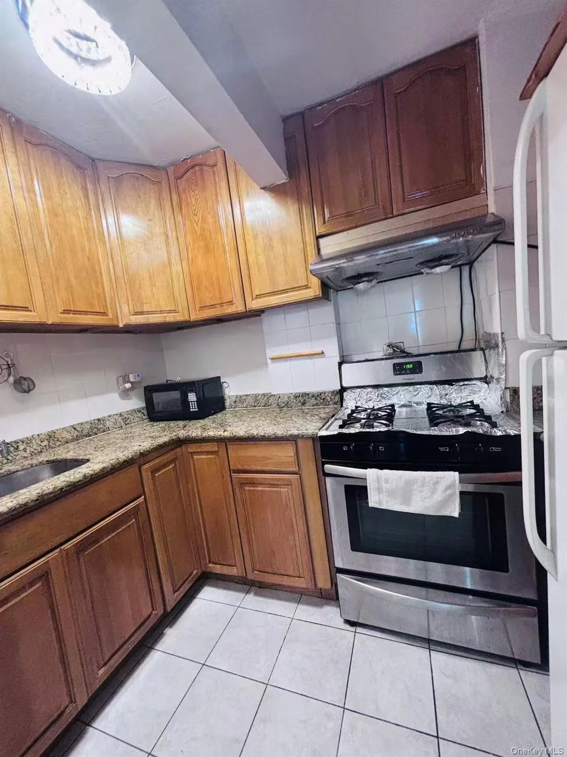 137-40 45TH Avenue, New York, NY, 1 Bedroom Bedrooms, 4 Rooms Rooms,1 BathroomBathrooms,Residential,For Rent,45TH,0,1053997 137-40 45TH Avenue, New York, NY, 1 Bedroom Bedrooms, 4 Rooms Rooms,1 BathroomBathrooms,Residential,For Rent,45TH,0,1053997