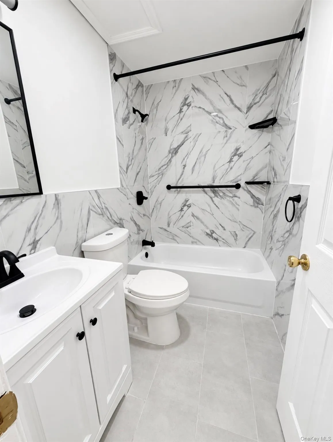 NEW BATHROOM NEW BATHROOM