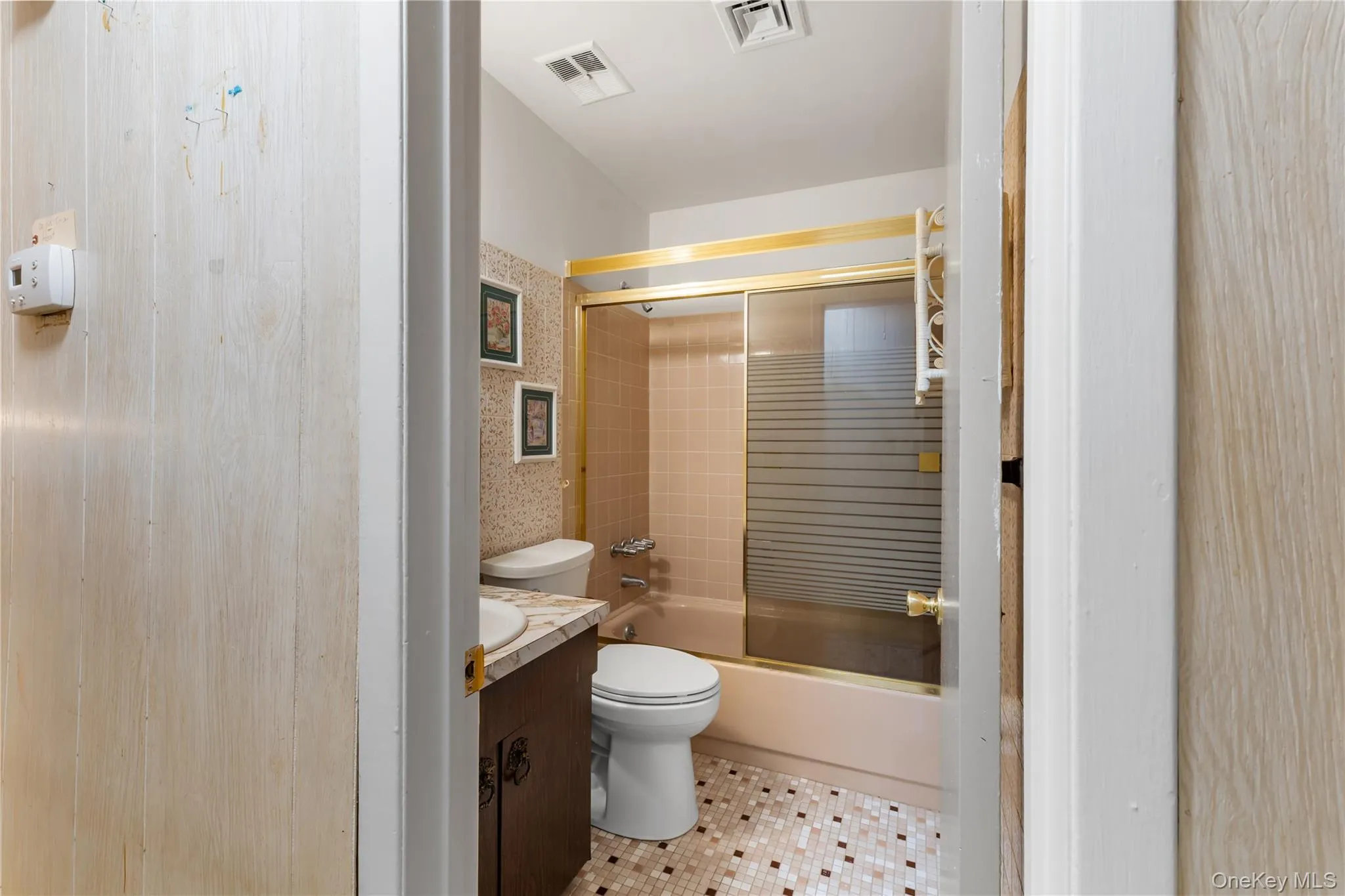 7 Roxbury Court, Ramapo, NY, 4 Bedrooms Bedrooms, 9 Rooms Rooms,3 BathroomsBathrooms,Residential,For Rent,Roxbury,0,1054002 7 Roxbury Court, Ramapo, NY, 4 Bedrooms Bedrooms, 9 Rooms Rooms,3 BathroomsBathrooms,Residential,For Rent,Roxbury,0,1054002