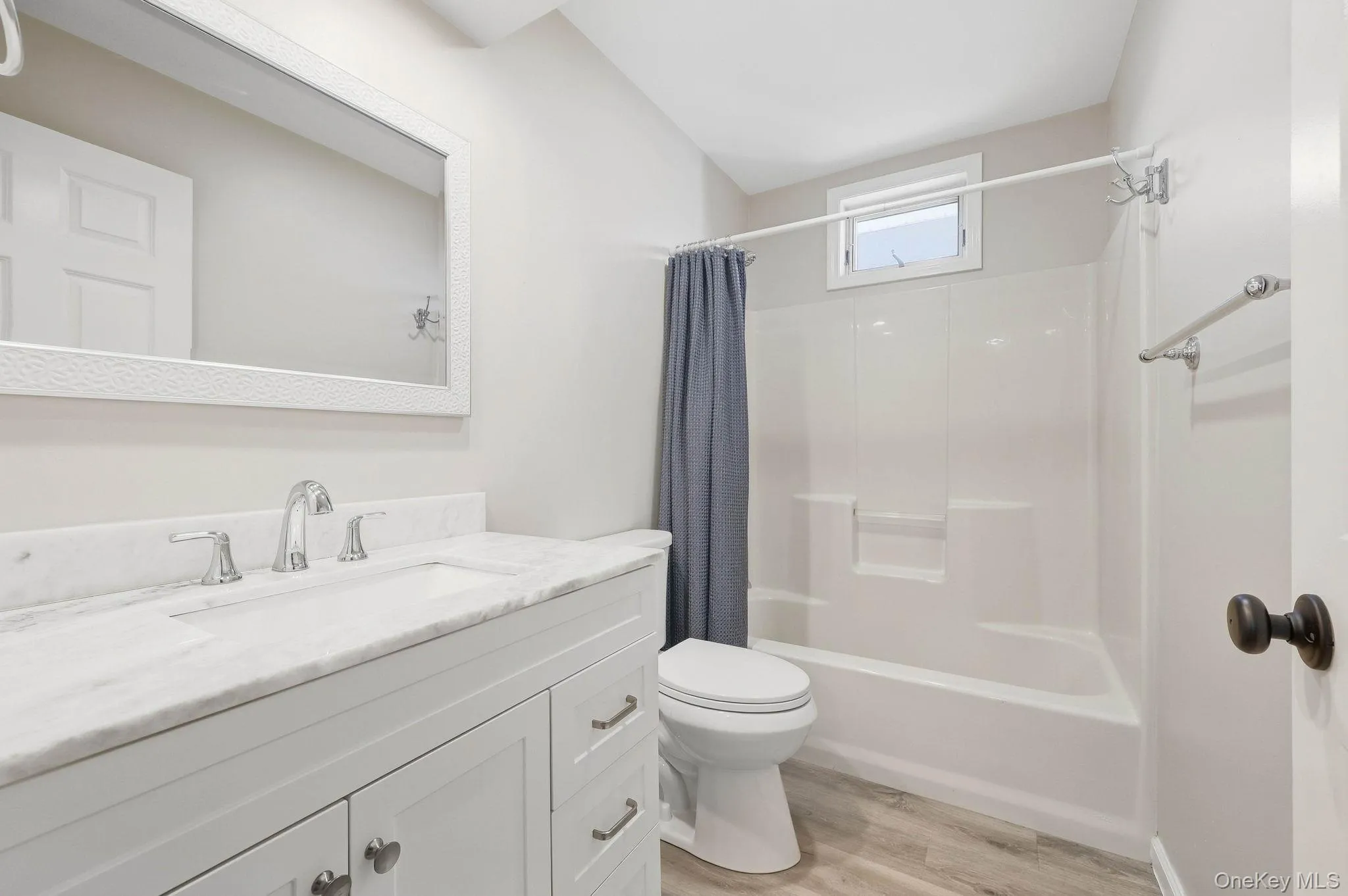 2nd Floor Full Bath 2nd Floor Full Bath