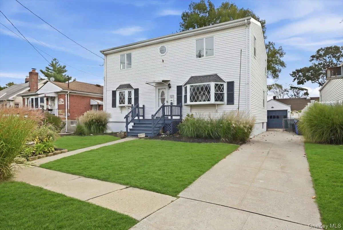 161 Stokes Avenue, Hempstead, NY, 5 Bedrooms Bedrooms, 16 Rooms Rooms,2 BathroomsBathrooms,Residential,For Rent,Stokes,0,1054006 161 Stokes Avenue, Hempstead, NY, 5 Bedrooms Bedrooms, 16 Rooms Rooms,2 BathroomsBathrooms,Residential,For Rent,Stokes,0,1054006