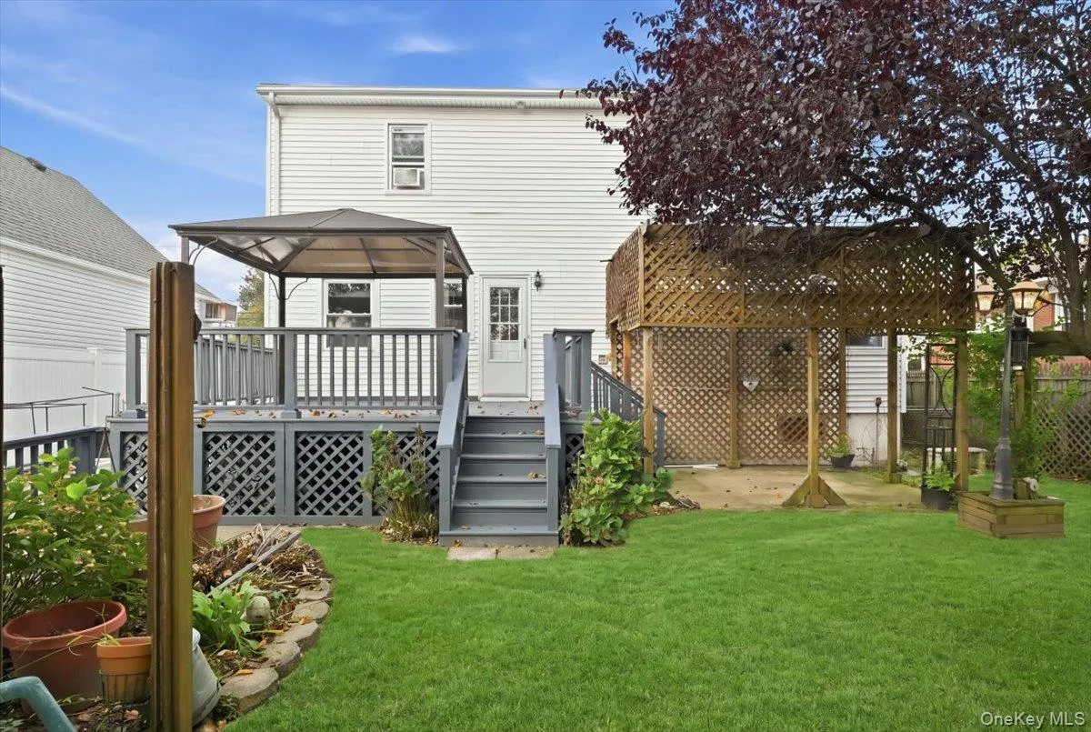161 Stokes Avenue, Hempstead, NY, 5 Bedrooms Bedrooms, 16 Rooms Rooms,2 BathroomsBathrooms,Residential,For Rent,Stokes,0,1054006 161 Stokes Avenue, Hempstead, NY, 5 Bedrooms Bedrooms, 16 Rooms Rooms,2 BathroomsBathrooms,Residential,For Rent,Stokes,0,1054006