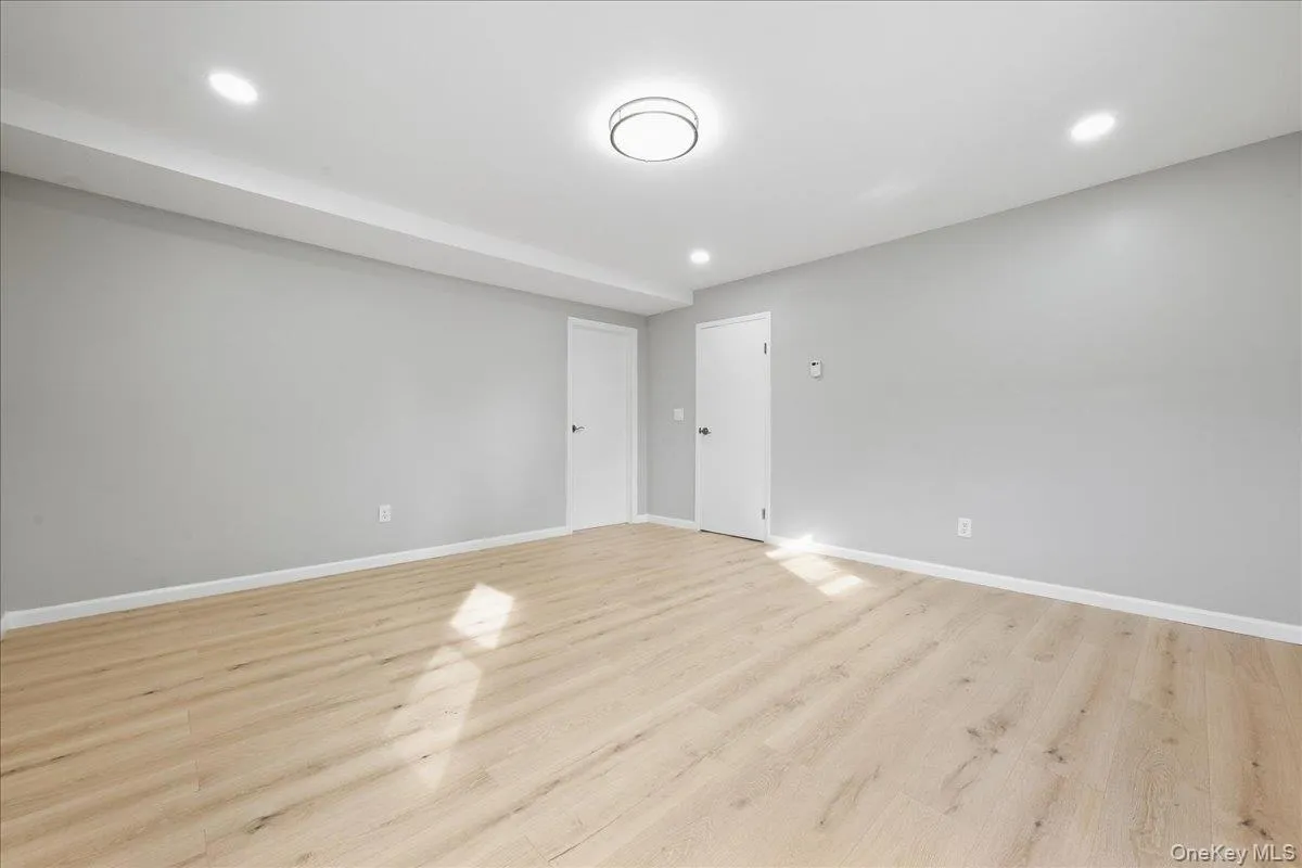 161 Stokes Avenue, Hempstead, NY, 5 Bedrooms Bedrooms, 16 Rooms Rooms,2 BathroomsBathrooms,Residential,For Rent,Stokes,0,1054006 161 Stokes Avenue, Hempstead, NY, 5 Bedrooms Bedrooms, 16 Rooms Rooms,2 BathroomsBathrooms,Residential,For Rent,Stokes,0,1054006