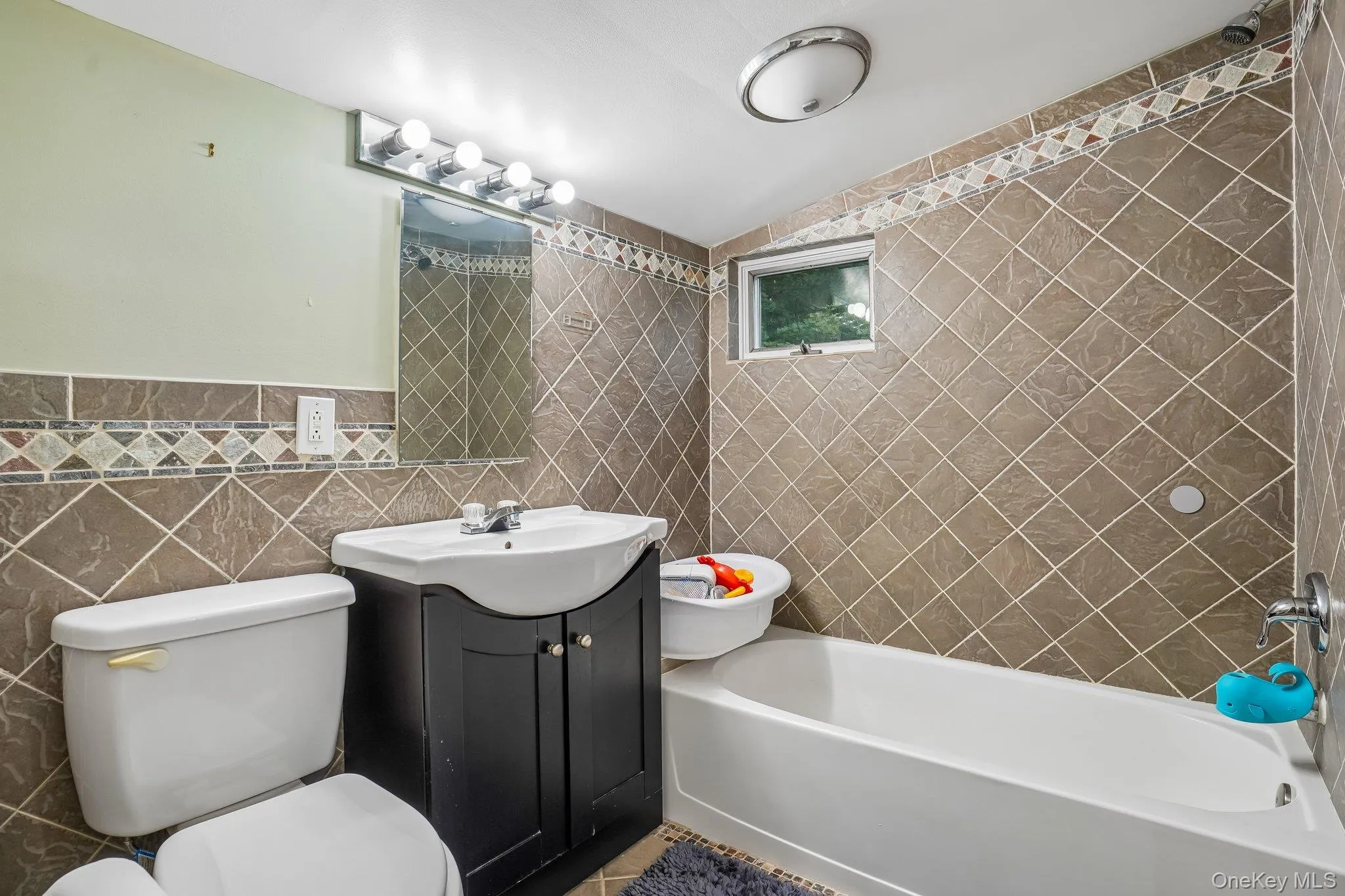 181 Conger Avenue, Clarkstown, NY, 2 Bedrooms Bedrooms, 5 Rooms Rooms,2 BathroomsBathrooms,Residential,For Rent,Conger,0,1054011 181 Conger Avenue, Clarkstown, NY, 2 Bedrooms Bedrooms, 5 Rooms Rooms,2 BathroomsBathrooms,Residential,For Rent,Conger,0,1054011