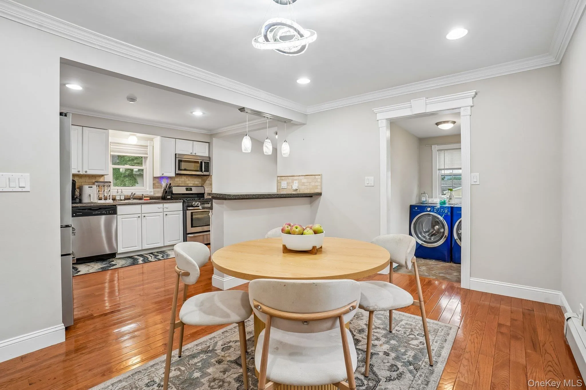 181 Conger Avenue, Clarkstown, NY, 2 Bedrooms Bedrooms, 5 Rooms Rooms,2 BathroomsBathrooms,Residential,For Rent,Conger,0,1054011 181 Conger Avenue, Clarkstown, NY, 2 Bedrooms Bedrooms, 5 Rooms Rooms,2 BathroomsBathrooms,Residential,For Rent,Conger,0,1054011