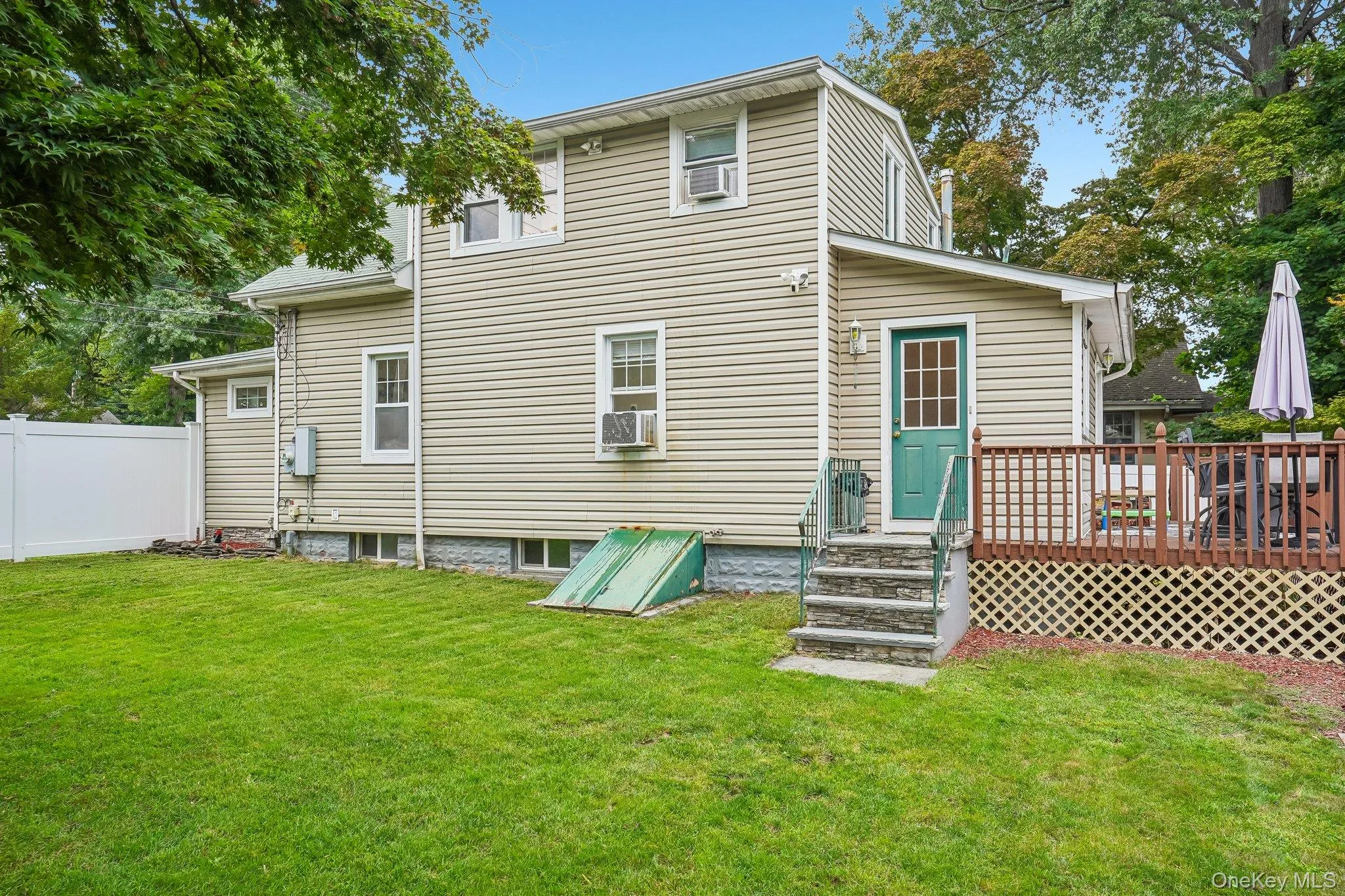 181 Conger Avenue, Clarkstown, NY, 2 Bedrooms Bedrooms, 5 Rooms Rooms,2 BathroomsBathrooms,Residential,For Rent,Conger,0,1054011 181 Conger Avenue, Clarkstown, NY, 2 Bedrooms Bedrooms, 5 Rooms Rooms,2 BathroomsBathrooms,Residential,For Rent,Conger,0,1054011