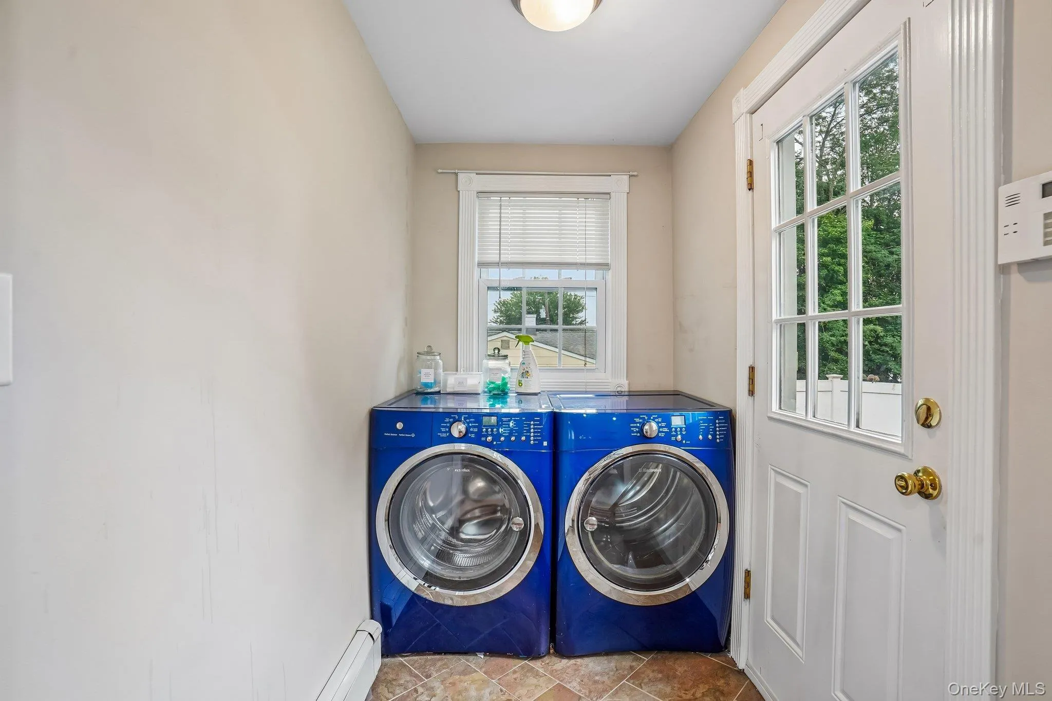 181 Conger Avenue, Clarkstown, NY, 2 Bedrooms Bedrooms, 5 Rooms Rooms,2 BathroomsBathrooms,Residential,For Rent,Conger,0,1054011 181 Conger Avenue, Clarkstown, NY, 2 Bedrooms Bedrooms, 5 Rooms Rooms,2 BathroomsBathrooms,Residential,For Rent,Conger,0,1054011