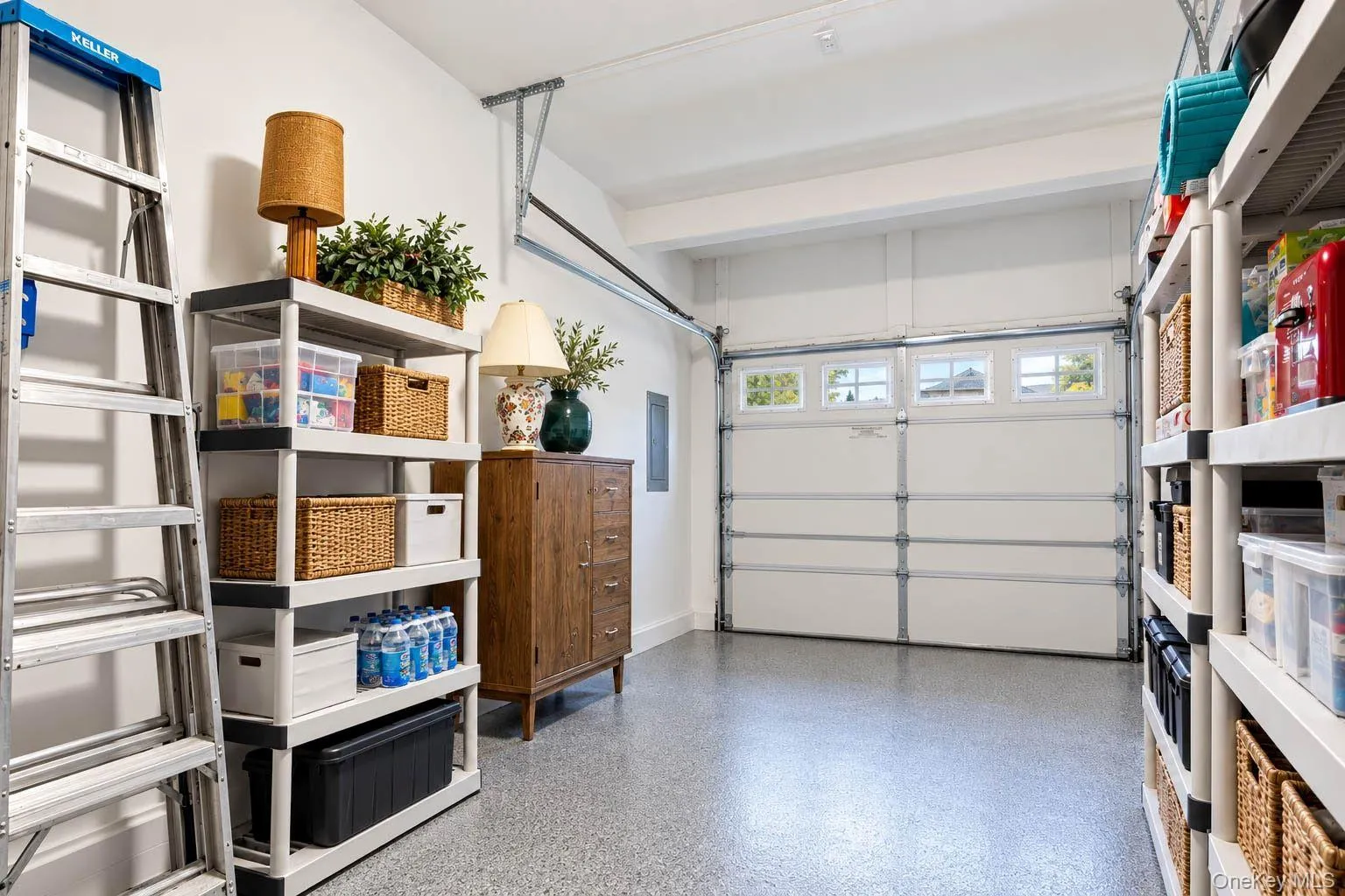 11 Silver Spruce Way, Smithtown, NY, 2 Bedroom Bedrooms, 9 Room Rooms,2 BathroomBathrooms,Residential Lease,For Rent,Silver Spruce,0,1054018 11 Silver Spruce Way, Smithtown, NY, 2 Bedroom Bedrooms, 9 Room Rooms,2 BathroomBathrooms,Residential Lease,For Rent,Silver Spruce,0,1054018