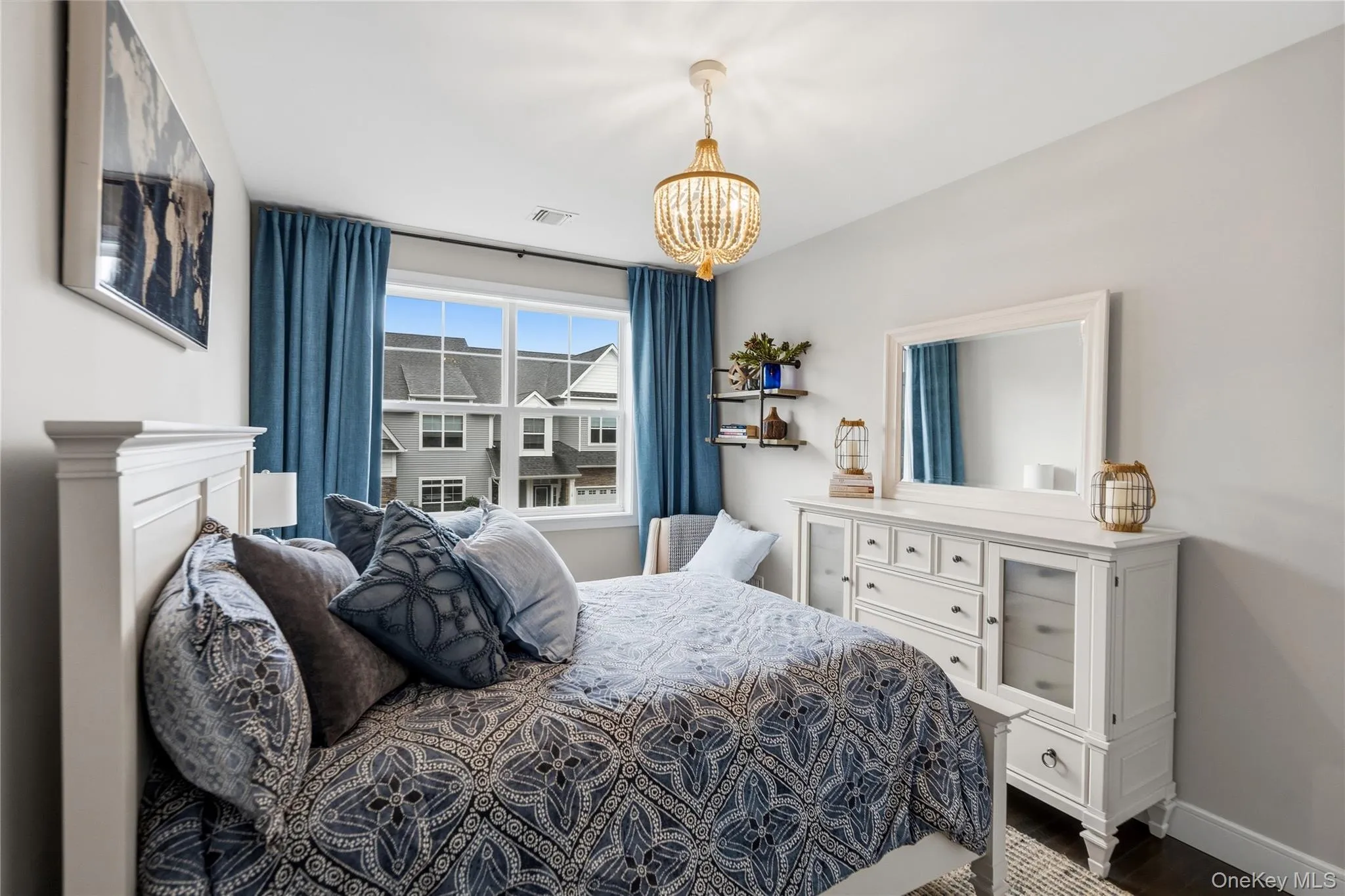11 Silver Spruce Way, Smithtown, NY, 2 Bedroom Bedrooms, 9 Room Rooms,2 BathroomBathrooms,Residential Lease,For Rent,Silver Spruce,0,1054018 11 Silver Spruce Way, Smithtown, NY, 2 Bedroom Bedrooms, 9 Room Rooms,2 BathroomBathrooms,Residential Lease,For Rent,Silver Spruce,0,1054018