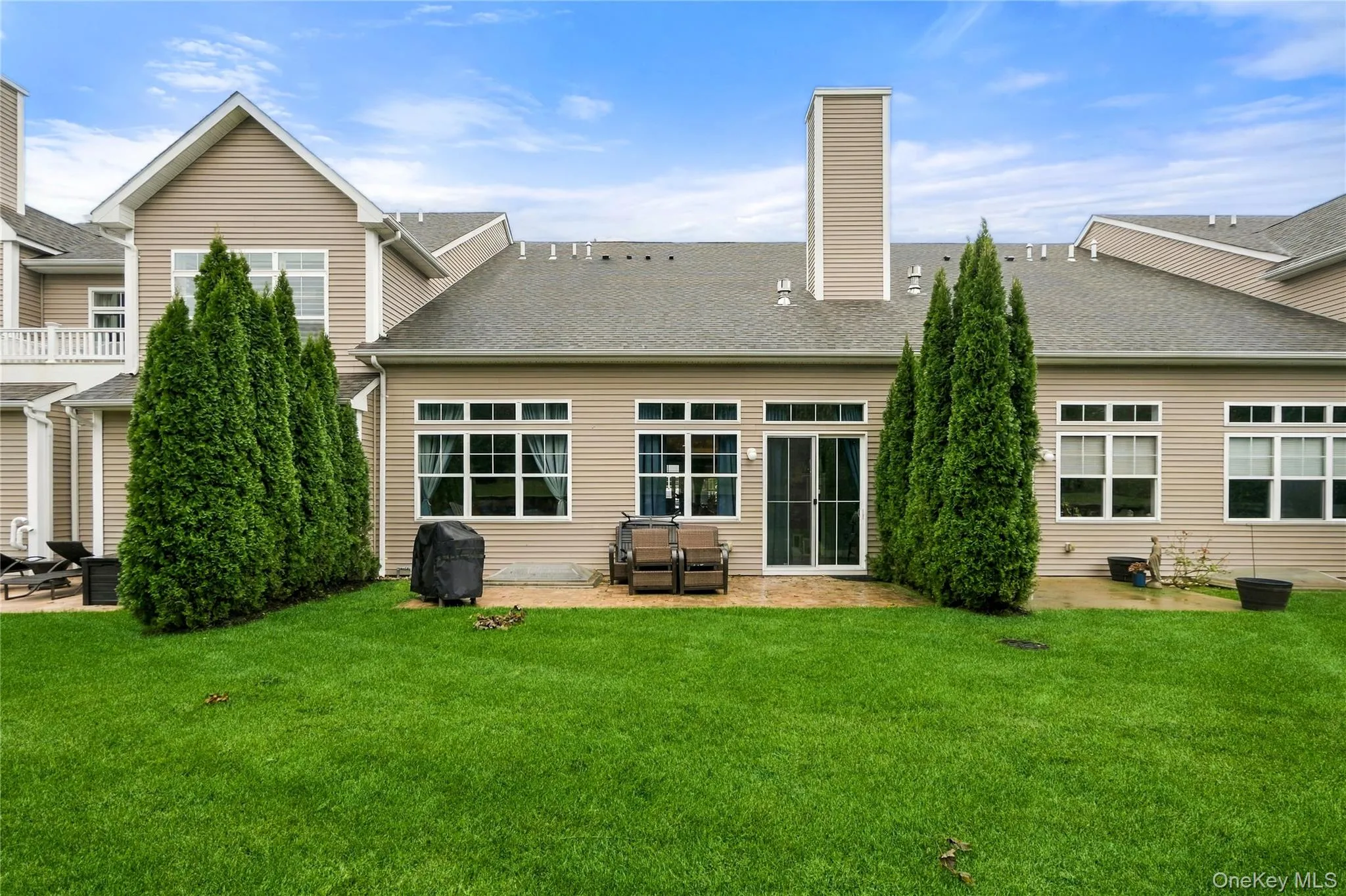 11 Silver Spruce Way, Smithtown, NY, 2 Bedroom Bedrooms, 9 Room Rooms,2 BathroomBathrooms,Residential Lease,For Rent,Silver Spruce,0,1054018 11 Silver Spruce Way, Smithtown, NY, 2 Bedroom Bedrooms, 9 Room Rooms,2 BathroomBathrooms,Residential Lease,For Rent,Silver Spruce,0,1054018
