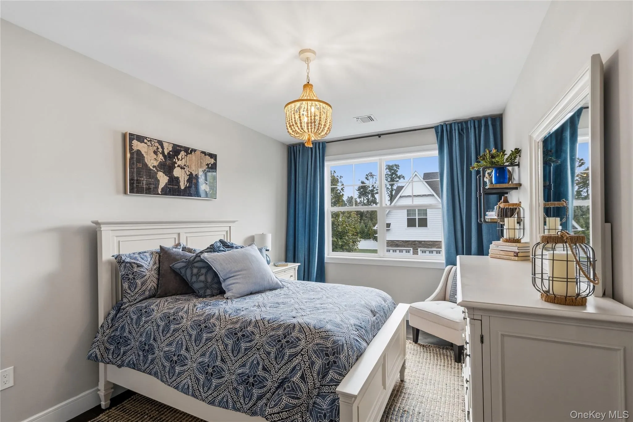11 Silver Spruce Way, Smithtown, NY, 2 Bedroom Bedrooms, 9 Room Rooms,2 BathroomBathrooms,Residential Lease,For Rent,Silver Spruce,0,1054018 11 Silver Spruce Way, Smithtown, NY, 2 Bedroom Bedrooms, 9 Room Rooms,2 BathroomBathrooms,Residential Lease,For Rent,Silver Spruce,0,1054018