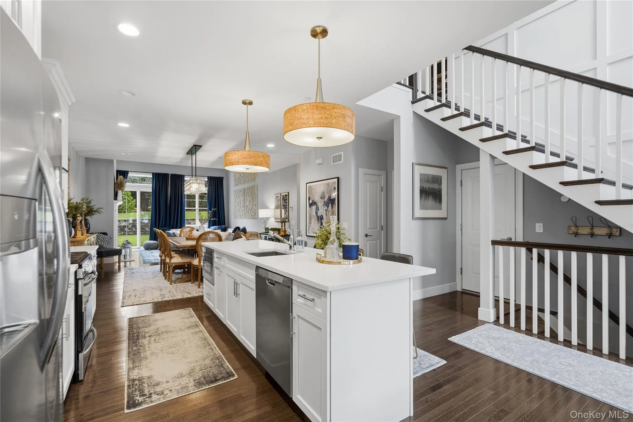 11 Silver Spruce Way, Smithtown, NY, 2 Bedroom Bedrooms, 9 Room Rooms,2 BathroomBathrooms,Residential Lease,For Rent,Silver Spruce,0,1054018 11 Silver Spruce Way, Smithtown, NY, 2 Bedroom Bedrooms, 9 Room Rooms,2 BathroomBathrooms,Residential Lease,For Rent,Silver Spruce,0,1054018
