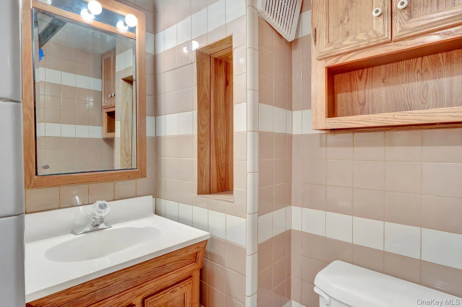 8787 254th Street, New York, NY, 3 Bedrooms Bedrooms, 8 Rooms Rooms,2 BathroomsBathrooms,Residential,For Rent,254th,0,1054019 8787 254th Street, New York, NY, 3 Bedrooms Bedrooms, 8 Rooms Rooms,2 BathroomsBathrooms,Residential,For Rent,254th,0,1054019
