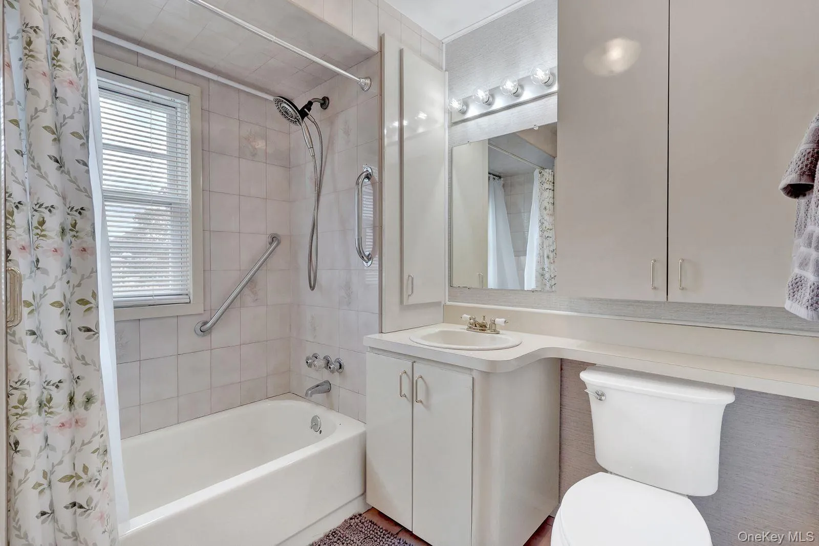 2nd floor full bathroom 2nd floor full bathroom