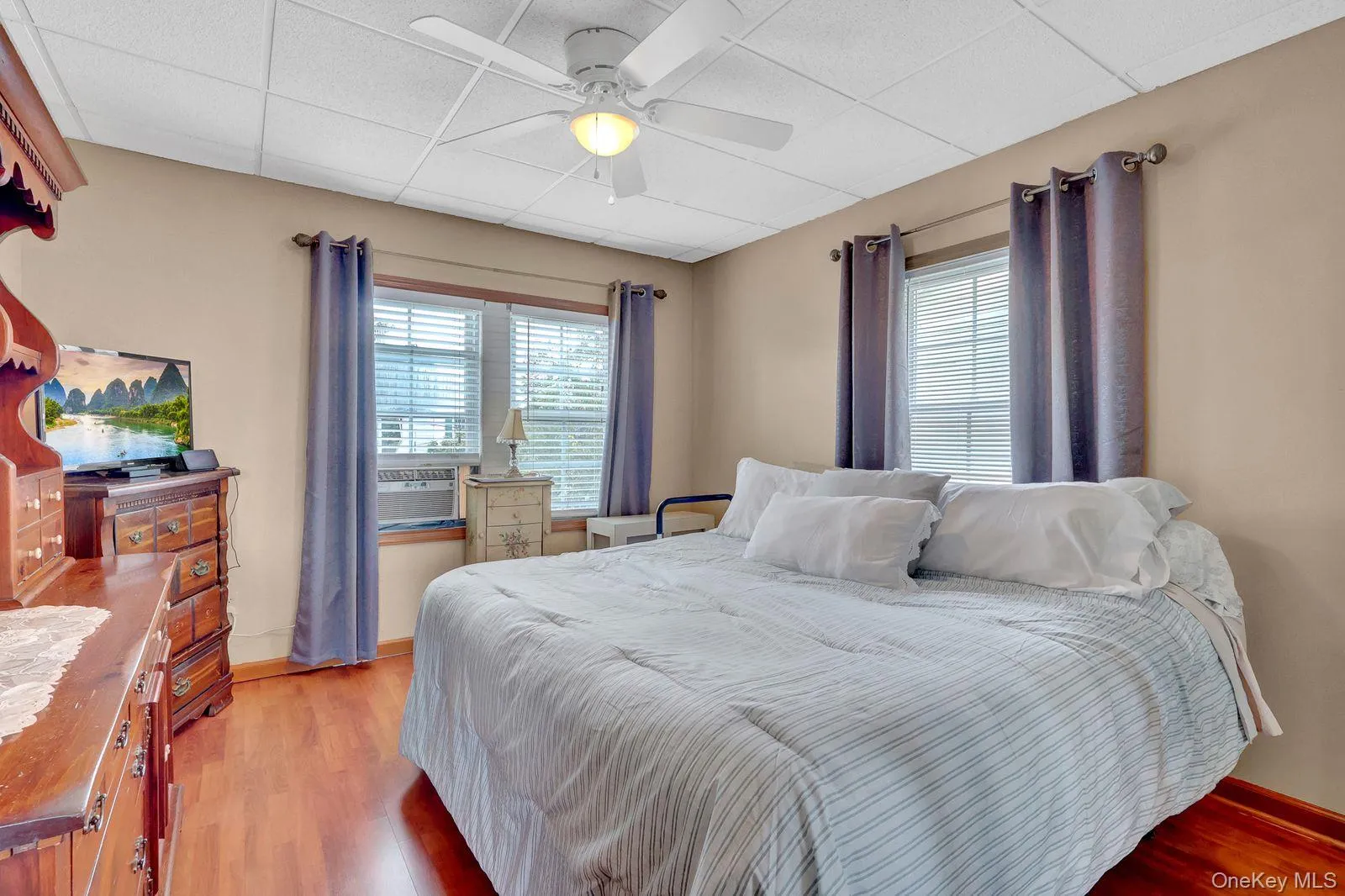 8787 254th Street, New York, NY, 3 Bedrooms Bedrooms, 8 Rooms Rooms,2 BathroomsBathrooms,Residential,For Rent,254th,0,1054019 8787 254th Street, New York, NY, 3 Bedrooms Bedrooms, 8 Rooms Rooms,2 BathroomsBathrooms,Residential,For Rent,254th,0,1054019