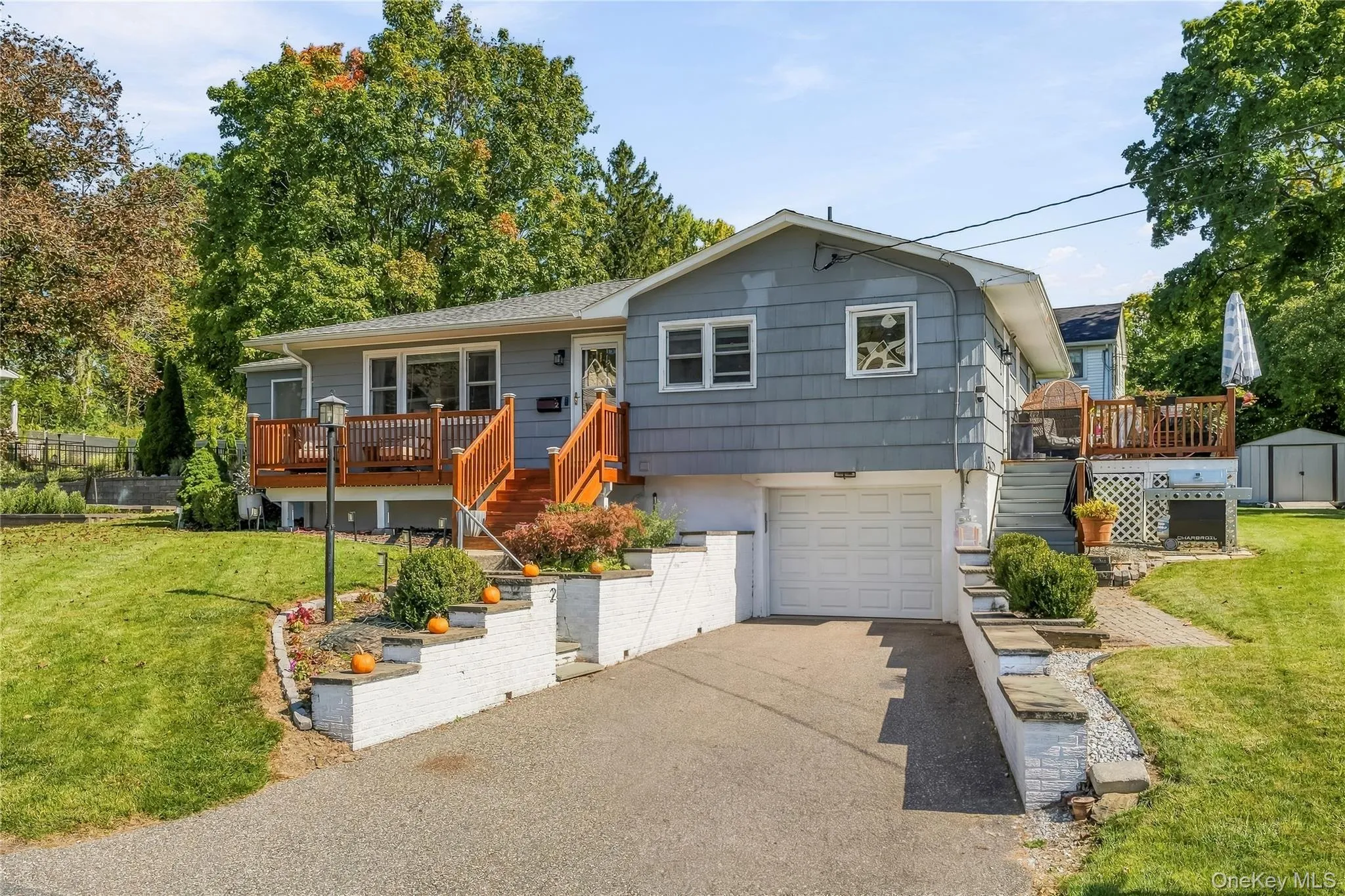 2 Garden Terrace, Goshen, NY, 3 Bedrooms Bedrooms, 11 Rooms Rooms,2 BathroomsBathrooms,Residential,For Rent,Garden,0,1054023 2 Garden Terrace, Goshen, NY, 3 Bedrooms Bedrooms, 11 Rooms Rooms,2 BathroomsBathrooms,Residential,For Rent,Garden,0,1054023
