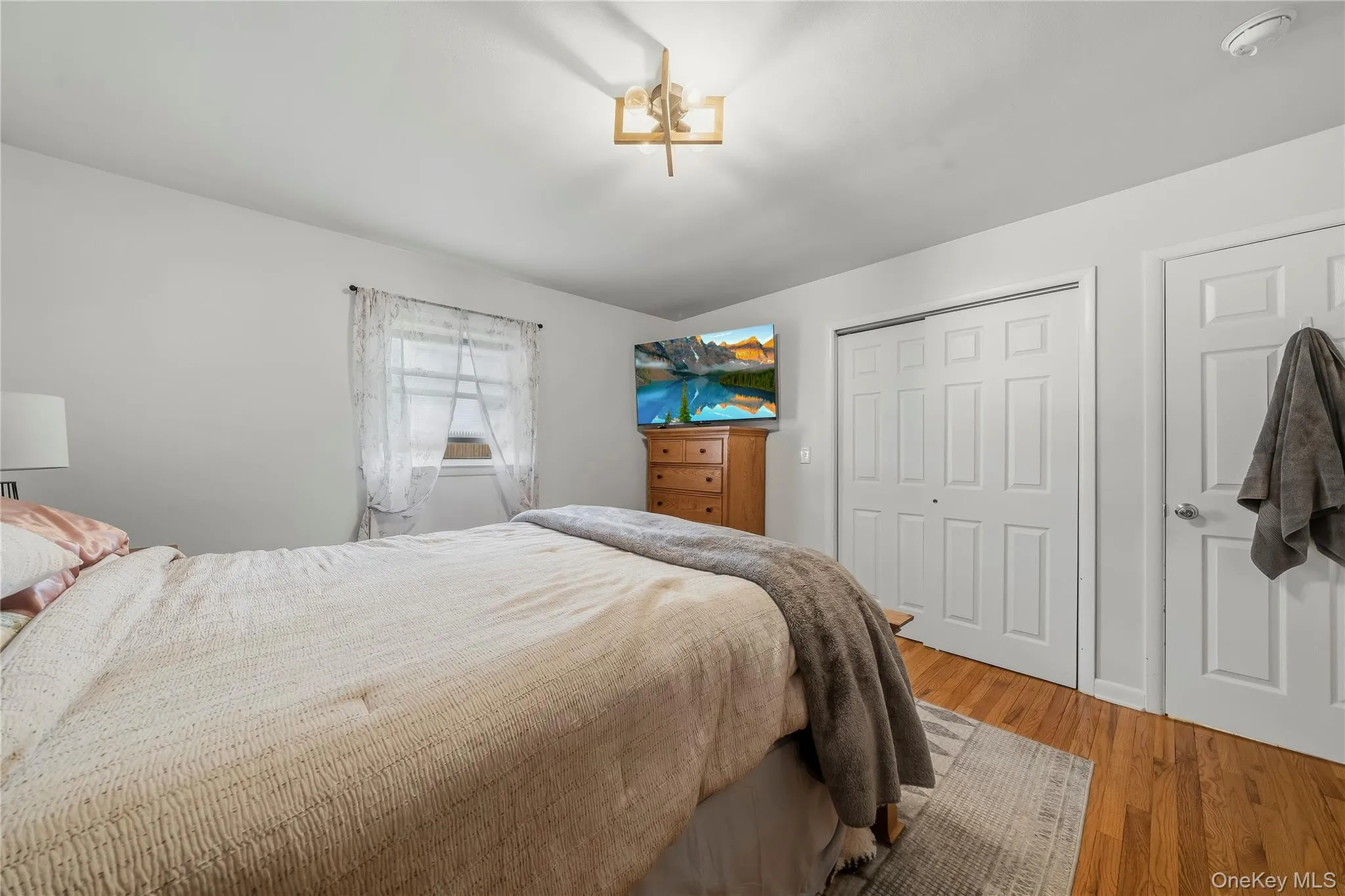 2 Garden Terrace, Goshen, NY, 3 Bedrooms Bedrooms, 11 Rooms Rooms,2 BathroomsBathrooms,Residential,For Rent,Garden,0,1054023 2 Garden Terrace, Goshen, NY, 3 Bedrooms Bedrooms, 11 Rooms Rooms,2 BathroomsBathrooms,Residential,For Rent,Garden,0,1054023