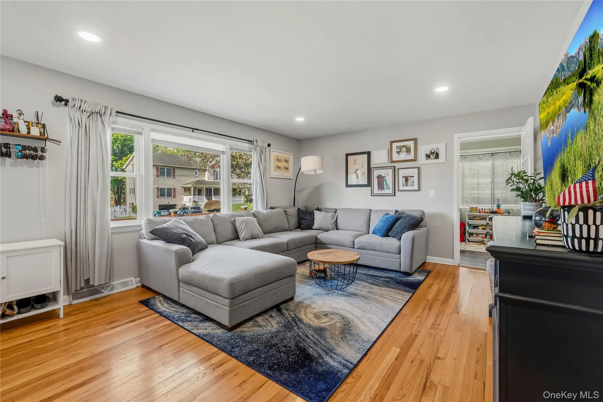 2 Garden Terrace, Goshen, NY, 3 Bedrooms Bedrooms, 11 Rooms Rooms,2 BathroomsBathrooms,Residential,For Rent,Garden,0,1054023 2 Garden Terrace, Goshen, NY, 3 Bedrooms Bedrooms, 11 Rooms Rooms,2 BathroomsBathrooms,Residential,For Rent,Garden,0,1054023