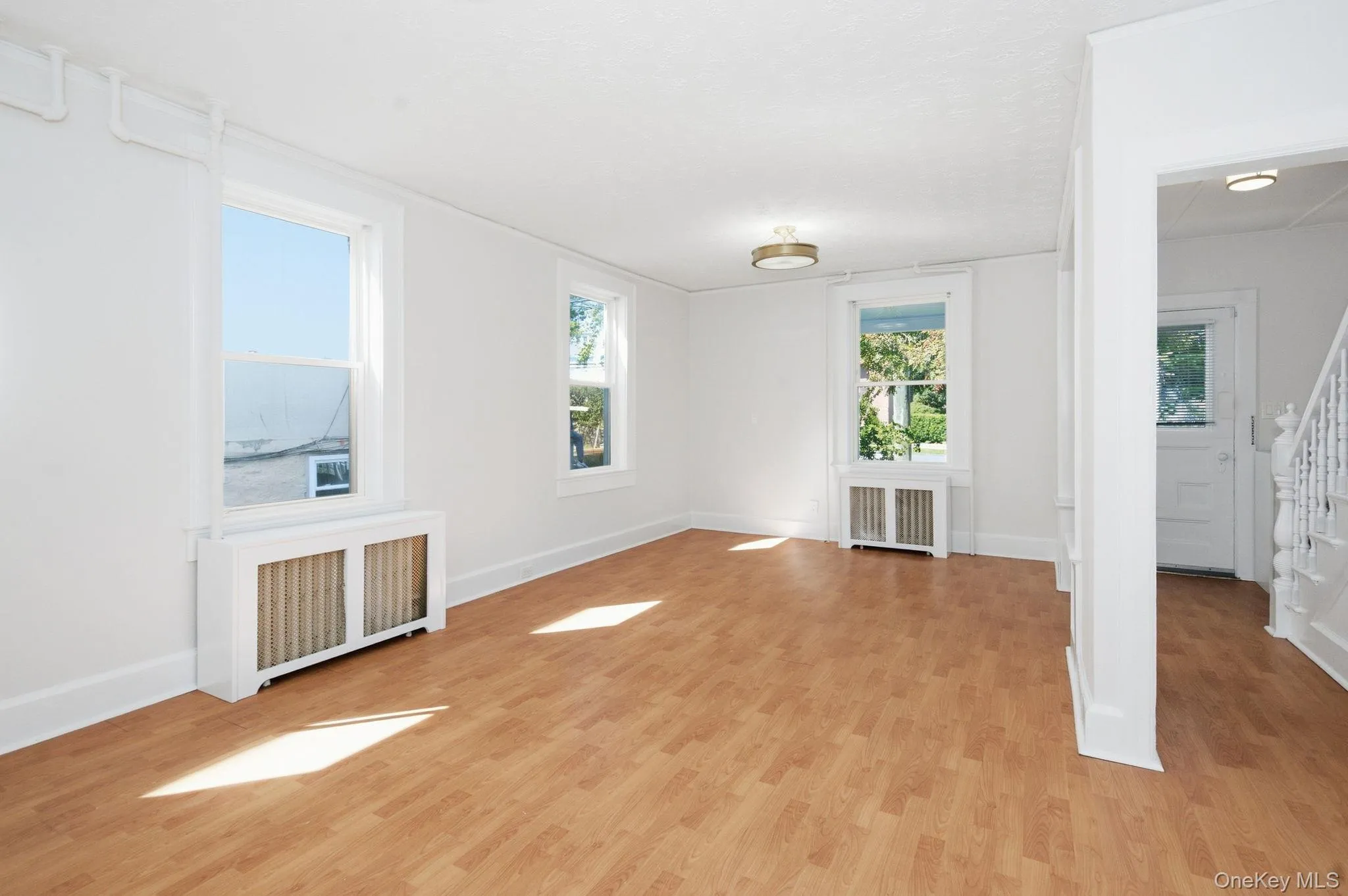 48 Robertson Avenue, White Plains, NY, 3 Bedroom Bedrooms, 7 Room Rooms,1 BathroomBathrooms,Residential Lease,For Rent,Robertson,0,1054032 48 Robertson Avenue, White Plains, NY, 3 Bedroom Bedrooms, 7 Room Rooms,1 BathroomBathrooms,Residential Lease,For Rent,Robertson,0,1054032