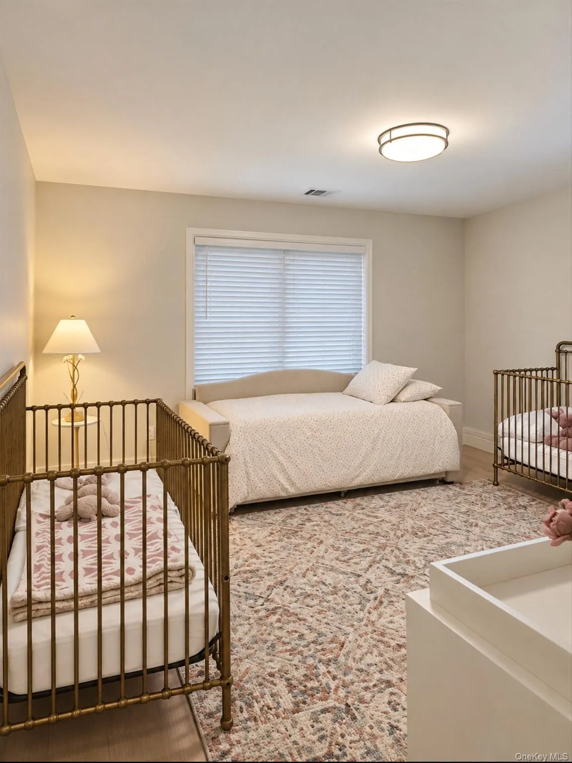 344 Bayview Avenue, Hempstead, NY, 4 Bedrooms Bedrooms, 7 Rooms Rooms,2 BathroomsBathrooms,Residential,For Rent,Bayview,0,1054035 344 Bayview Avenue, Hempstead, NY, 4 Bedrooms Bedrooms, 7 Rooms Rooms,2 BathroomsBathrooms,Residential,For Rent,Bayview,0,1054035