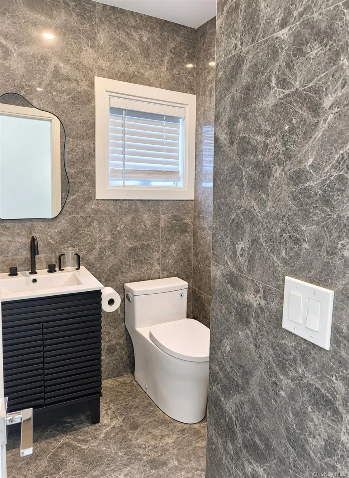 344 Bayview Avenue, Hempstead, NY, 4 Bedrooms Bedrooms, 7 Rooms Rooms,2 BathroomsBathrooms,Residential,For Rent,Bayview,0,1054035 344 Bayview Avenue, Hempstead, NY, 4 Bedrooms Bedrooms, 7 Rooms Rooms,2 BathroomsBathrooms,Residential,For Rent,Bayview,0,1054035