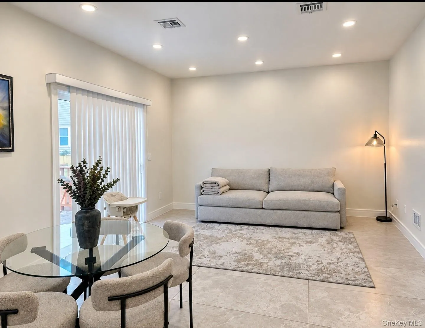344 Bayview Avenue, Hempstead, NY, 4 Bedrooms Bedrooms, 7 Rooms Rooms,2 BathroomsBathrooms,Residential,For Rent,Bayview,0,1054035 344 Bayview Avenue, Hempstead, NY, 4 Bedrooms Bedrooms, 7 Rooms Rooms,2 BathroomsBathrooms,Residential,For Rent,Bayview,0,1054035