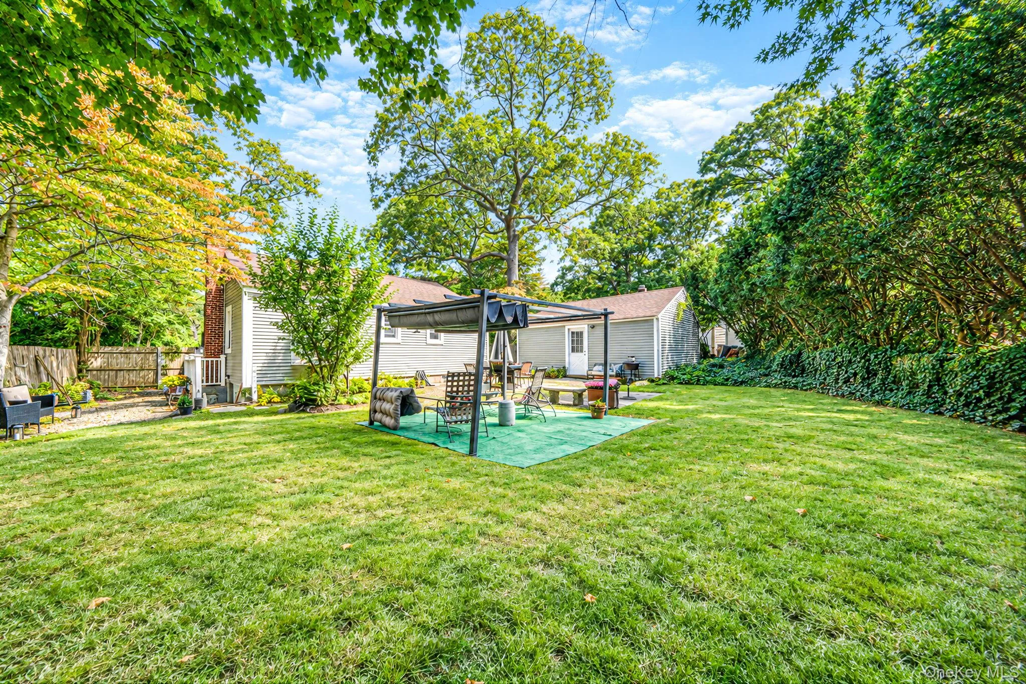 78 17th Street, Huntington, NY, 2 Bedrooms Bedrooms, 5 Rooms Rooms,1 BathroomBathrooms,Residential,For Rent,17th,0,1054036 78 17th Street, Huntington, NY, 2 Bedrooms Bedrooms, 5 Rooms Rooms,1 BathroomBathrooms,Residential,For Rent,17th,0,1054036
