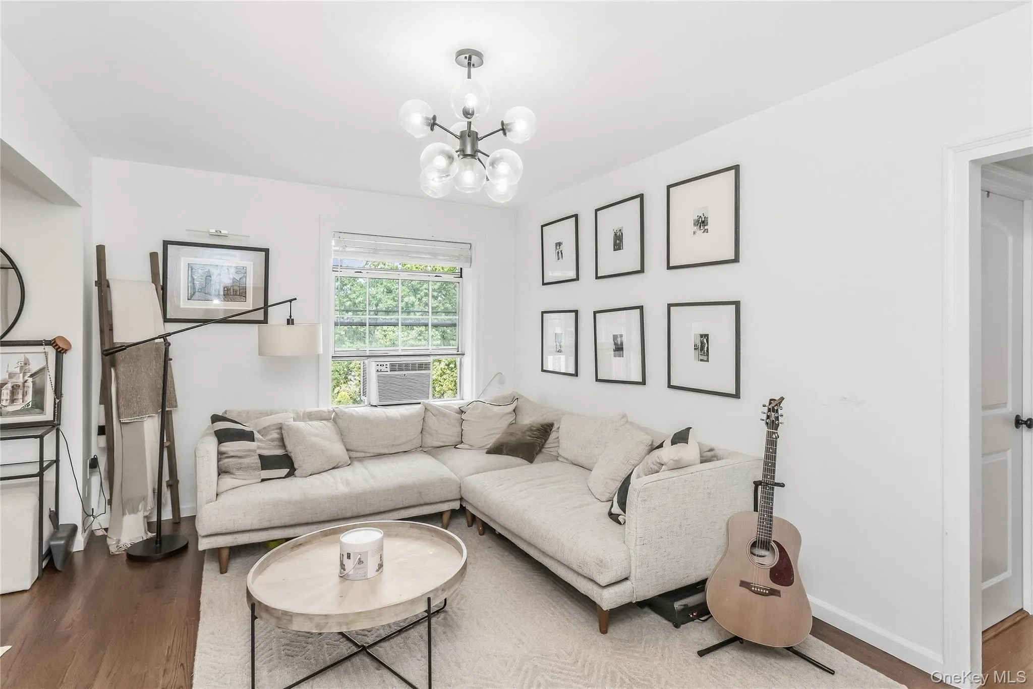 51-10 30 Avenue, New York, NY, 1 Bedroom Bedrooms, 3 Rooms Rooms,1 BathroomBathrooms,Residential,For Rent,30,0,1054043 51-10 30 Avenue, New York, NY, 1 Bedroom Bedrooms, 3 Rooms Rooms,1 BathroomBathrooms,Residential,For Rent,30,0,1054043
