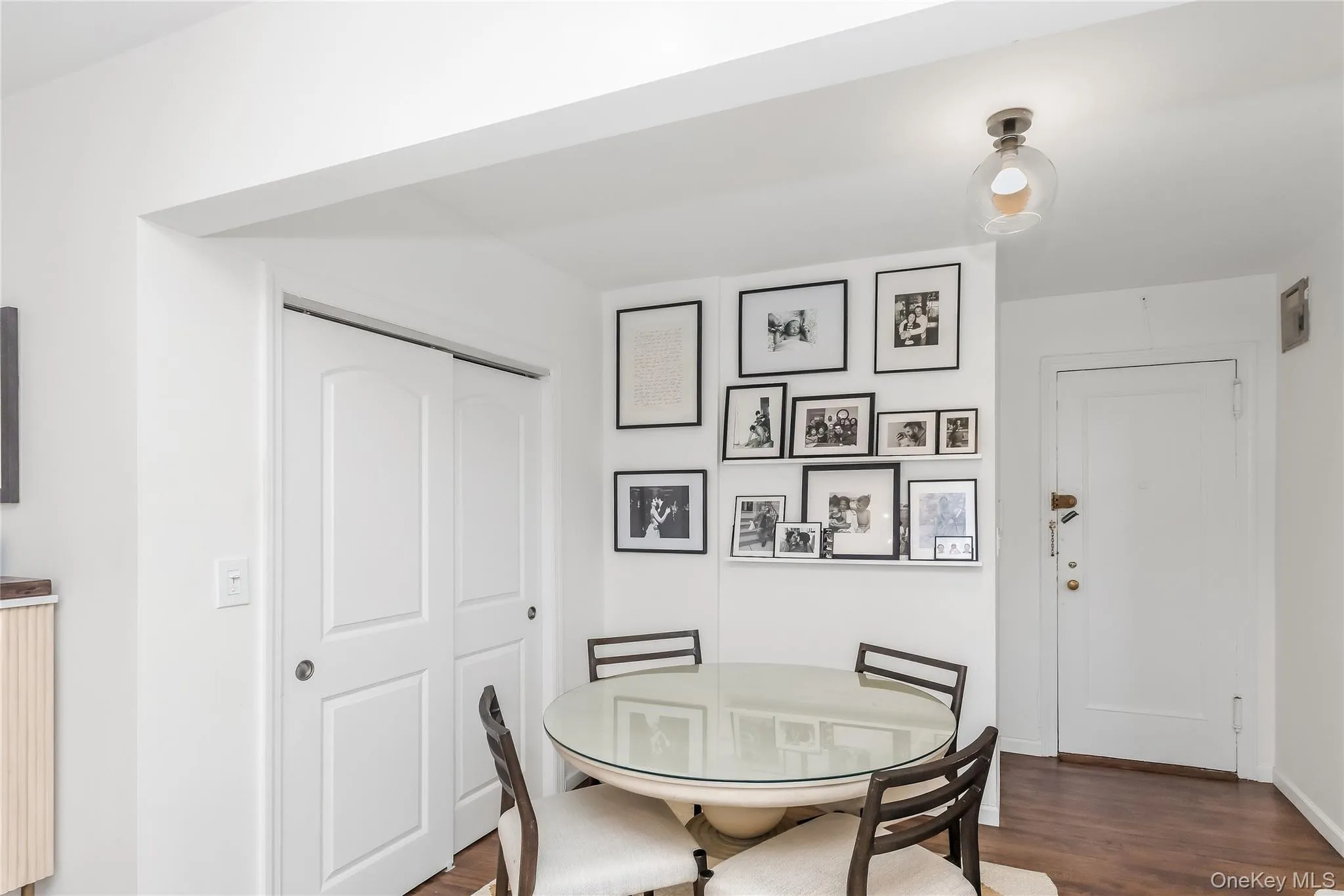 51-10 30 Avenue, New York, NY, 1 Bedroom Bedrooms, 3 Rooms Rooms,1 BathroomBathrooms,Residential,For Rent,30,0,1054043 51-10 30 Avenue, New York, NY, 1 Bedroom Bedrooms, 3 Rooms Rooms,1 BathroomBathrooms,Residential,For Rent,30,0,1054043