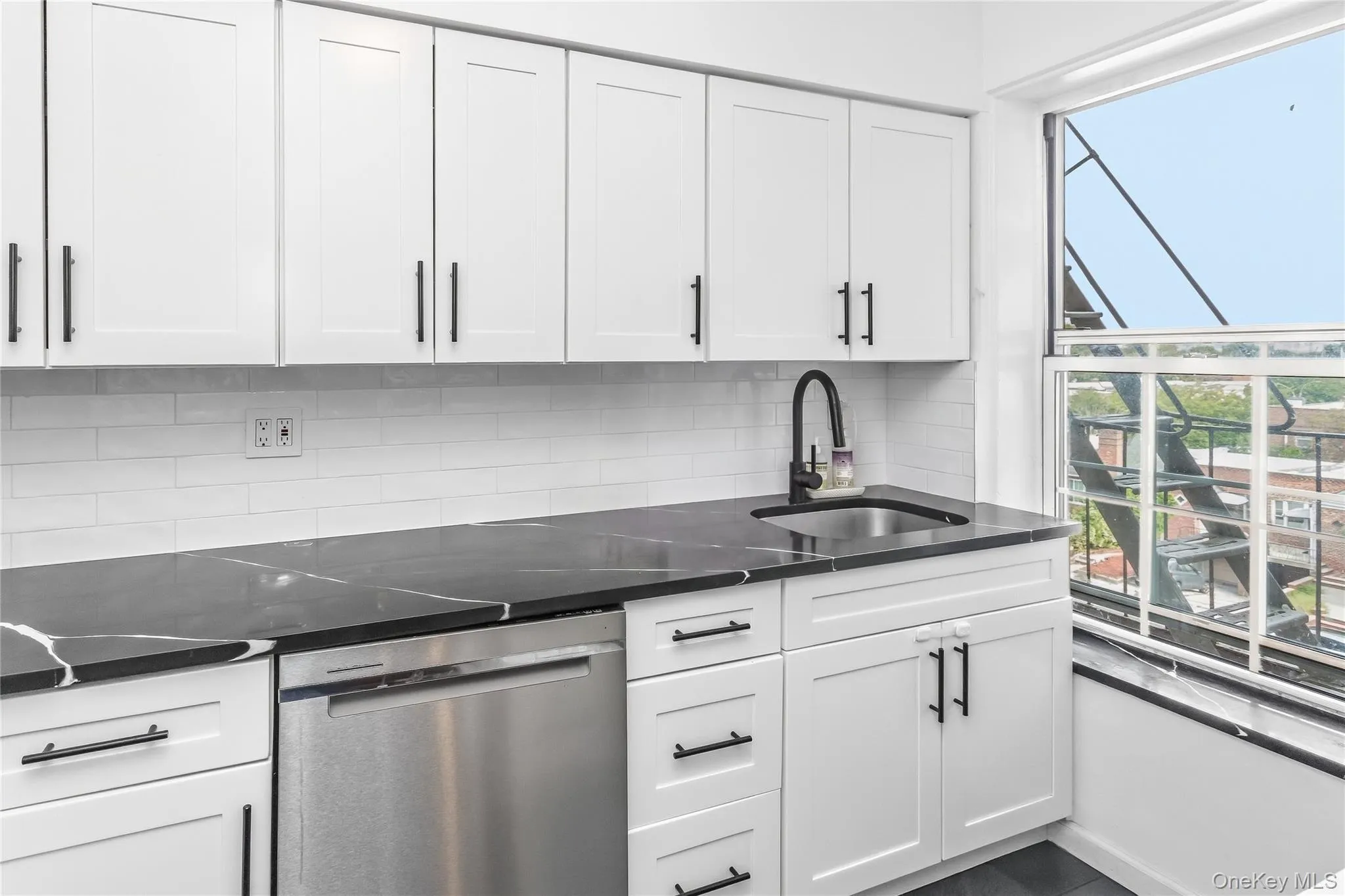 51-10 30 Avenue, New York, NY, 1 Bedroom Bedrooms, 3 Rooms Rooms,1 BathroomBathrooms,Residential,For Rent,30,0,1054043 51-10 30 Avenue, New York, NY, 1 Bedroom Bedrooms, 3 Rooms Rooms,1 BathroomBathrooms,Residential,For Rent,30,0,1054043
