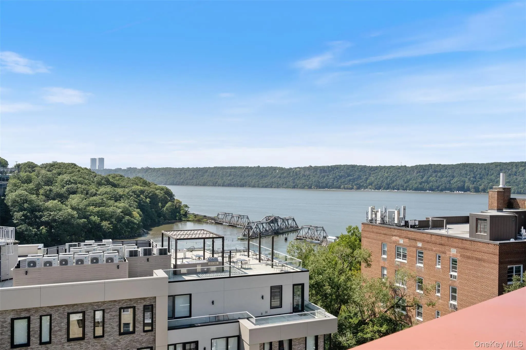2390 Palisade Avenue, New York, NY, 1 Bedroom Bedrooms, 4 Rooms Rooms,1 BathroomBathrooms,Residential,For Rent,Palisade,0,1054044 2390 Palisade Avenue, New York, NY, 1 Bedroom Bedrooms, 4 Rooms Rooms,1 BathroomBathrooms,Residential,For Rent,Palisade,0,1054044